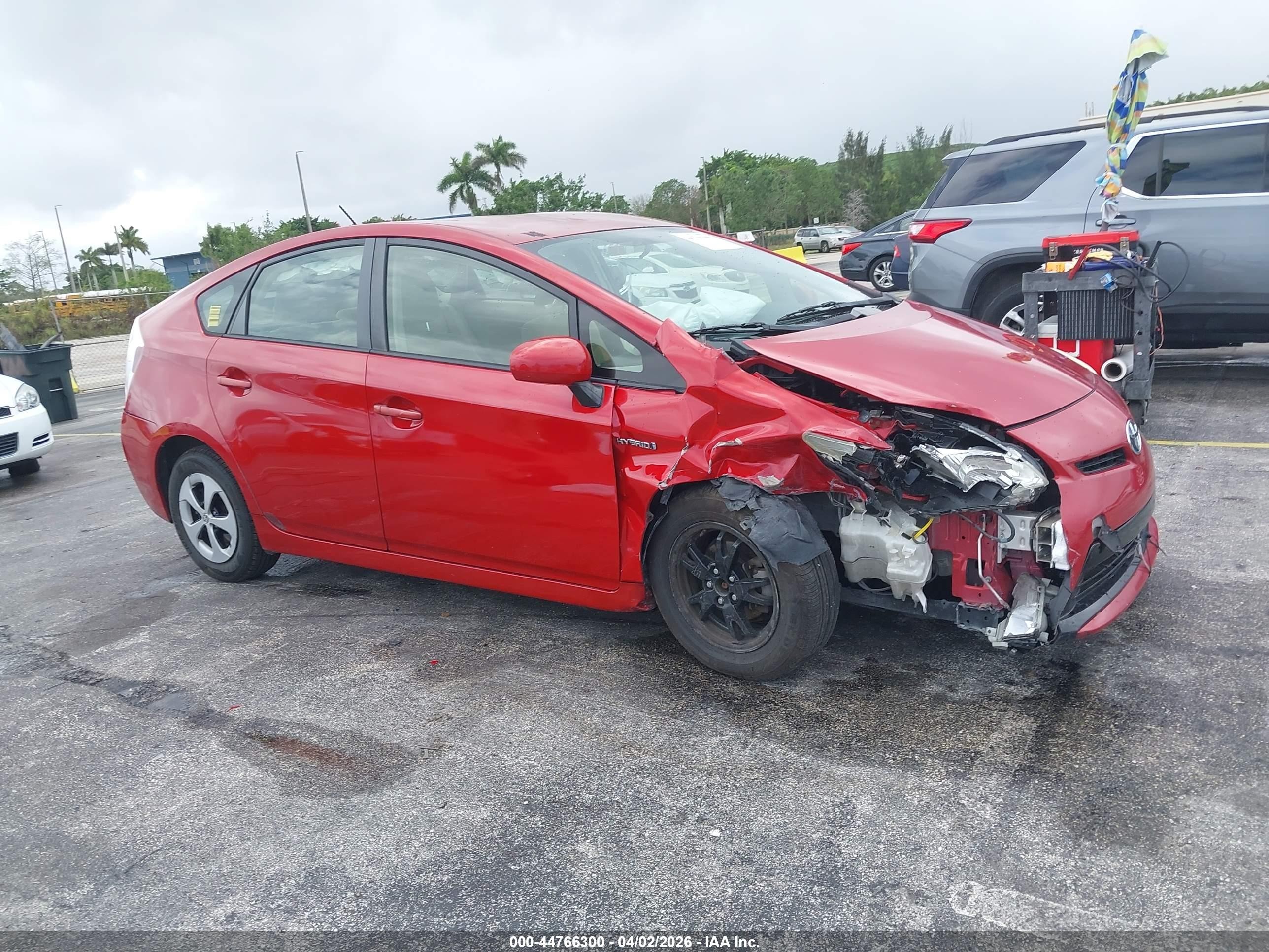 2013 Toyota Prius Two Red vin: JTDKN3DUXD0354476