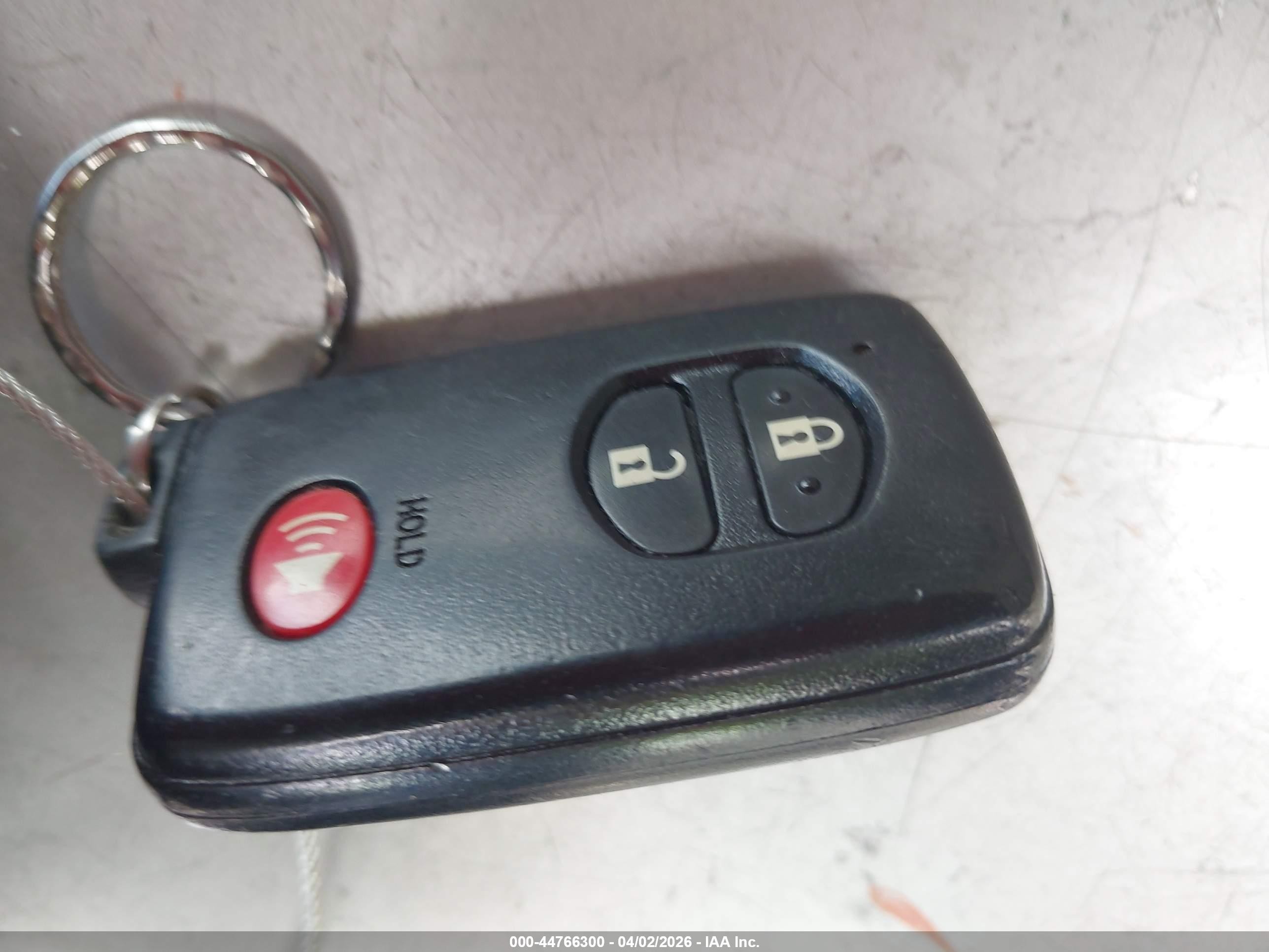 2013 Toyota Prius Two Red vin: JTDKN3DUXD0354476