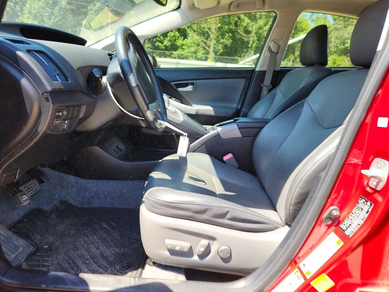 2013 Toyota Prius Four Красный vin: JTDKN3DUXD1618239