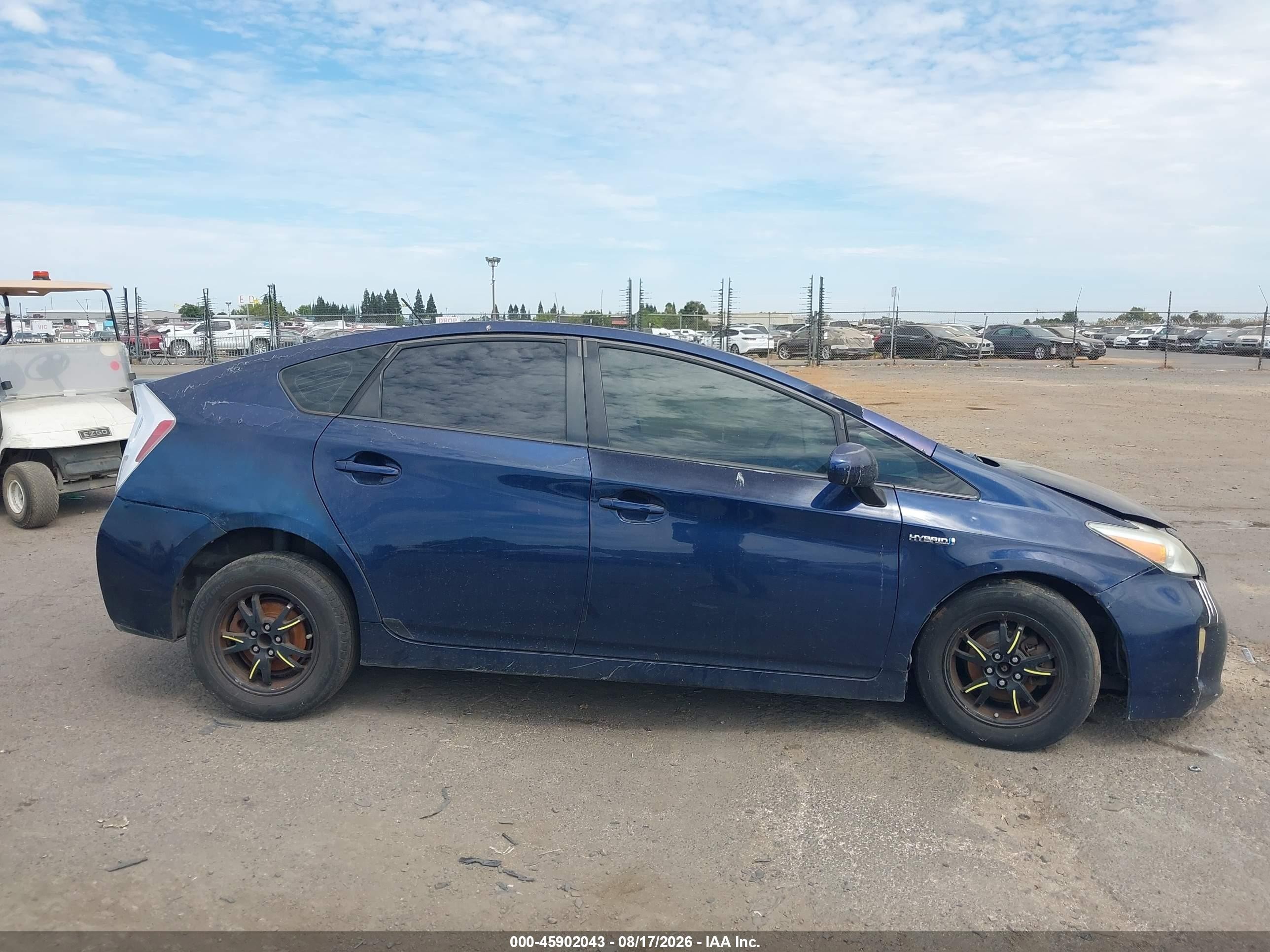 2013 Toyota Prius Two Синий vin: JTDKN3DUXD1633758