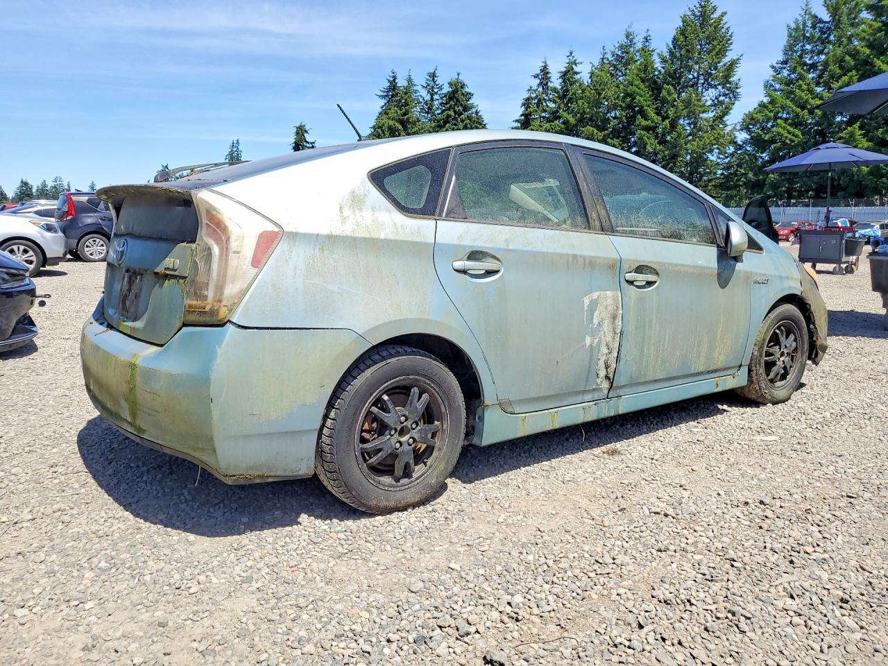 2013 Toyota Prius Two Turquoise vin: JTDKN3DUXD1637017