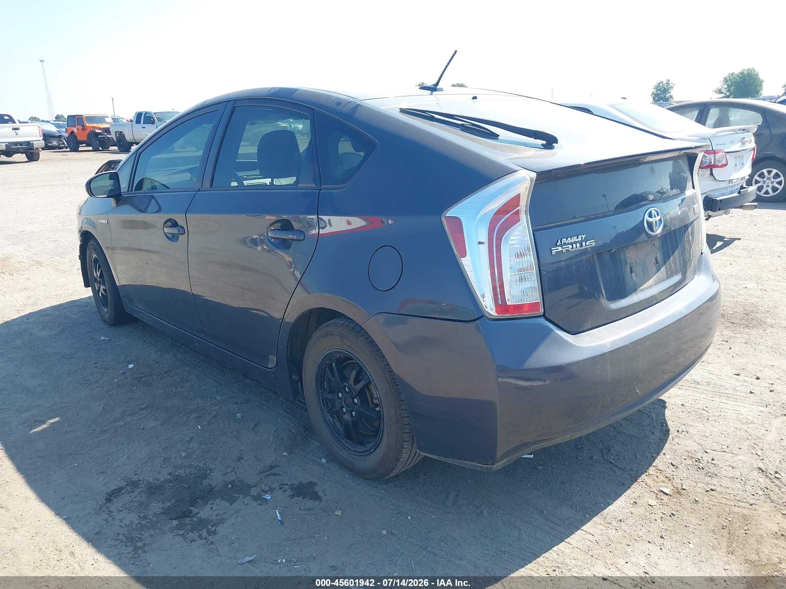 2013 Toyota Prius Three Gray vin: JTDKN3DUXD1651998