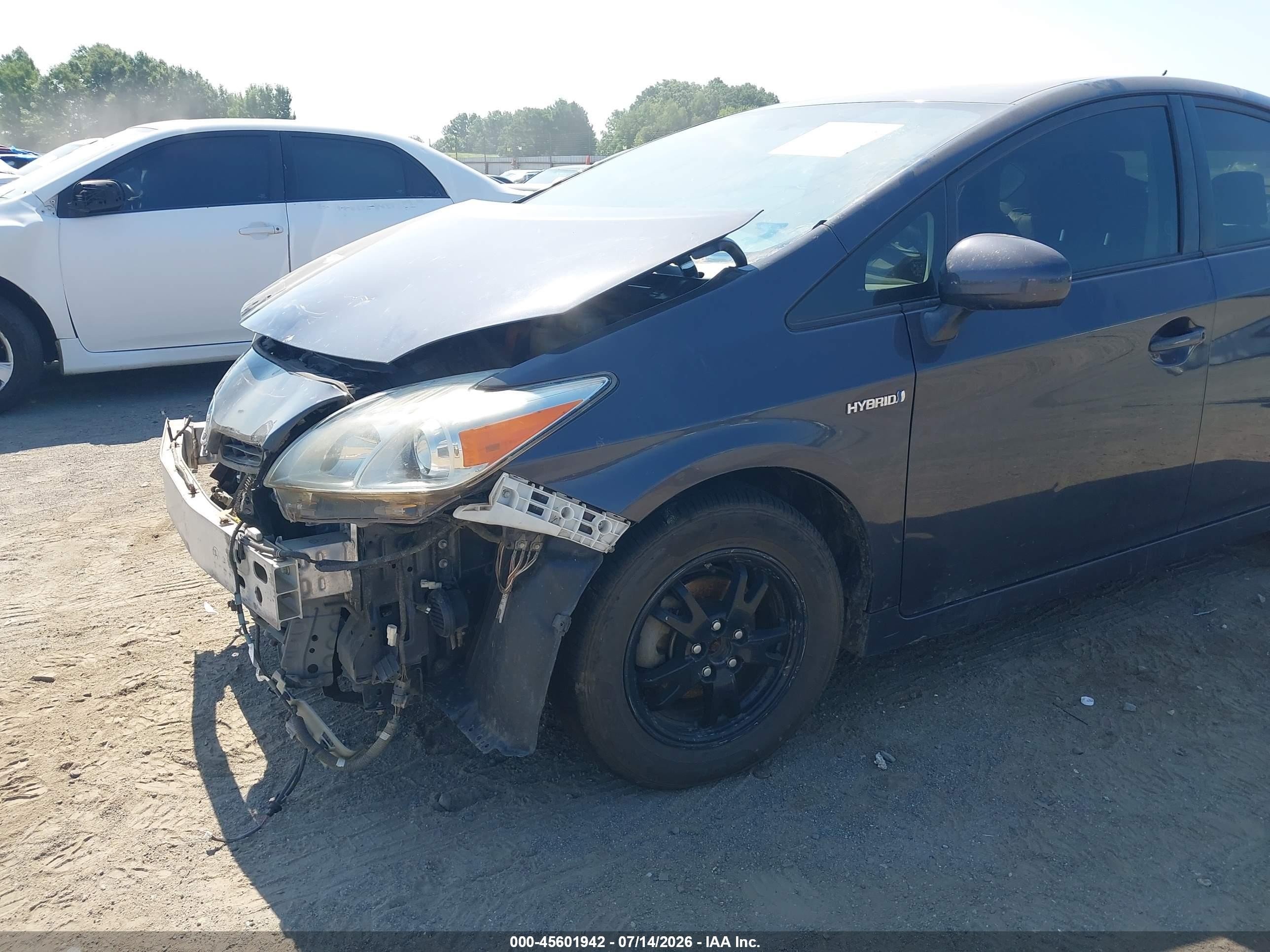 2013 Toyota Prius Three Gray vin: JTDKN3DUXD1651998