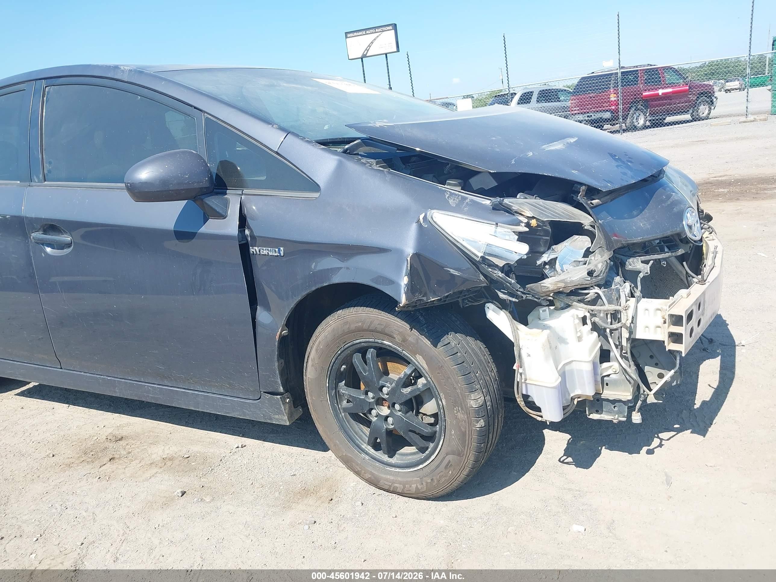 2013 Toyota Prius Three Gray vin: JTDKN3DUXD1651998