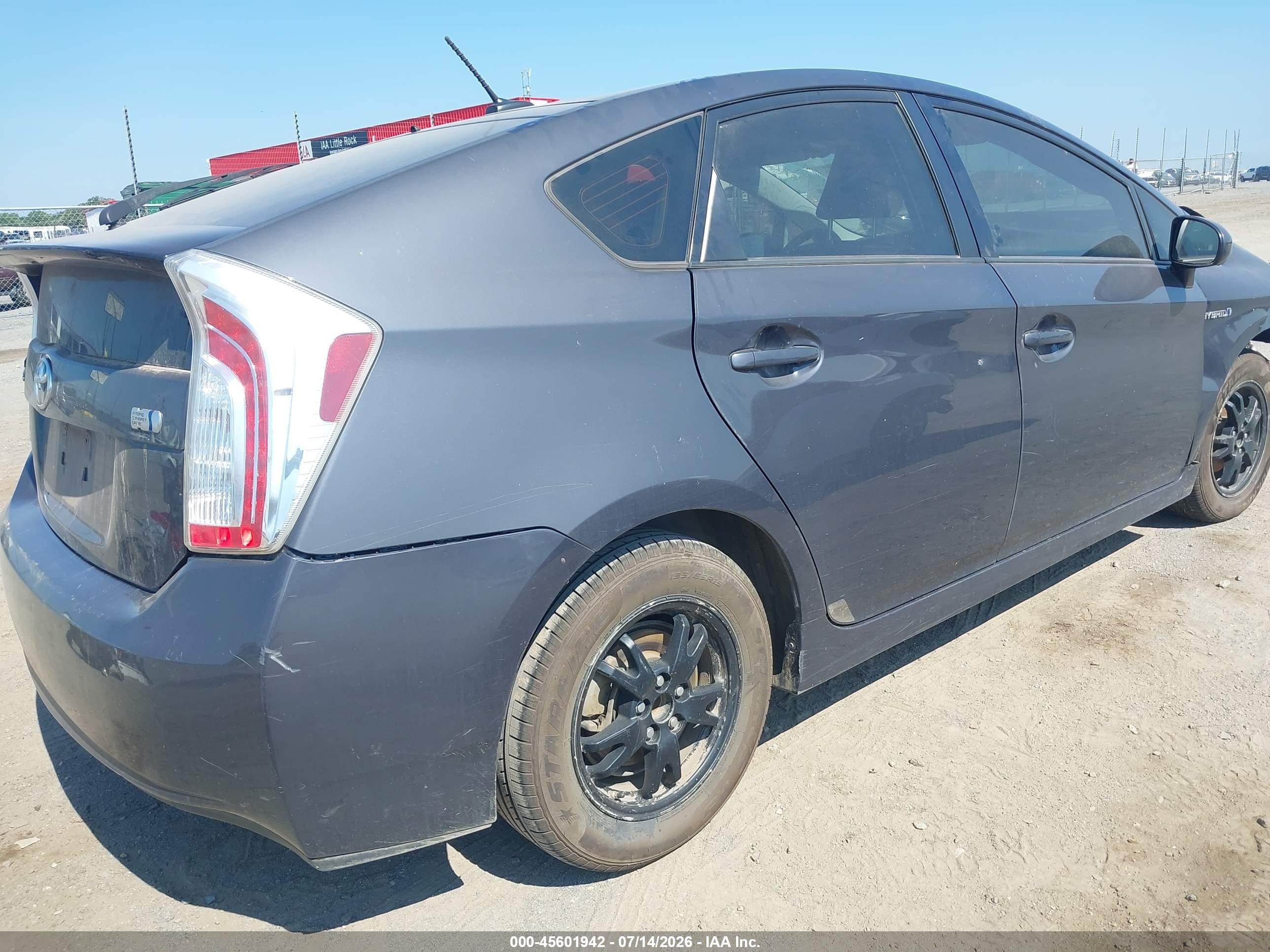 2013 Toyota Prius Three Gray vin: JTDKN3DUXD1651998