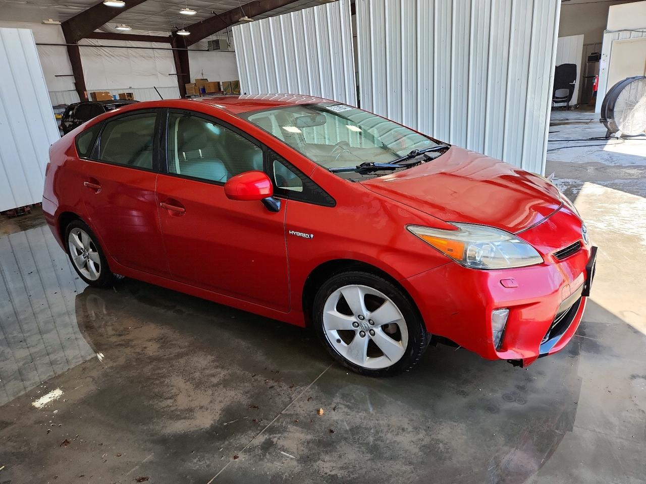2013 Toyota Prius Five Темно-бордовый vin: JTDKN3DUXD1675699
