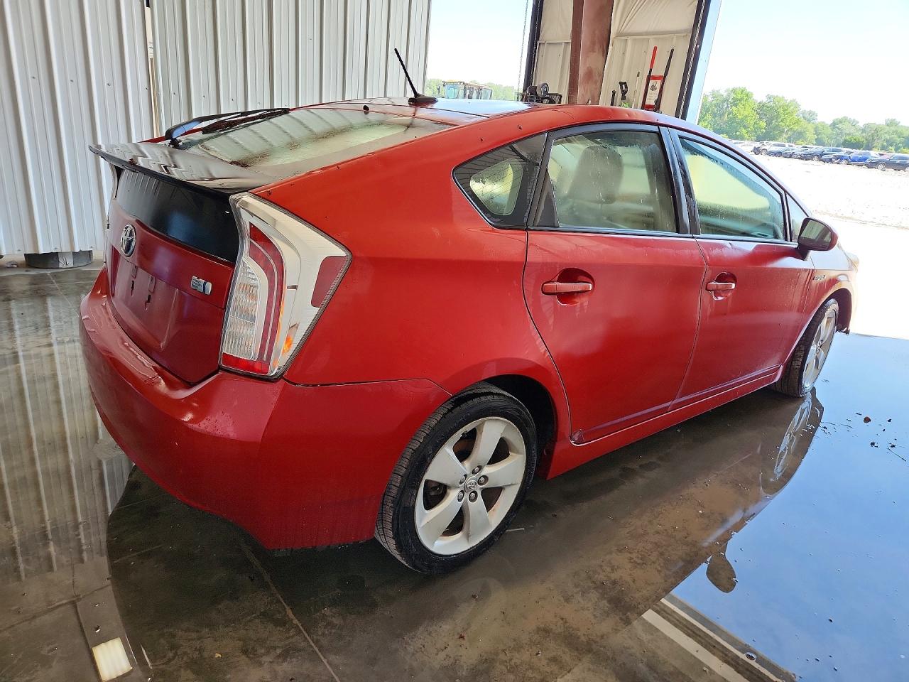 2013 Toyota Prius Five Темно-бордовый vin: JTDKN3DUXD1675699