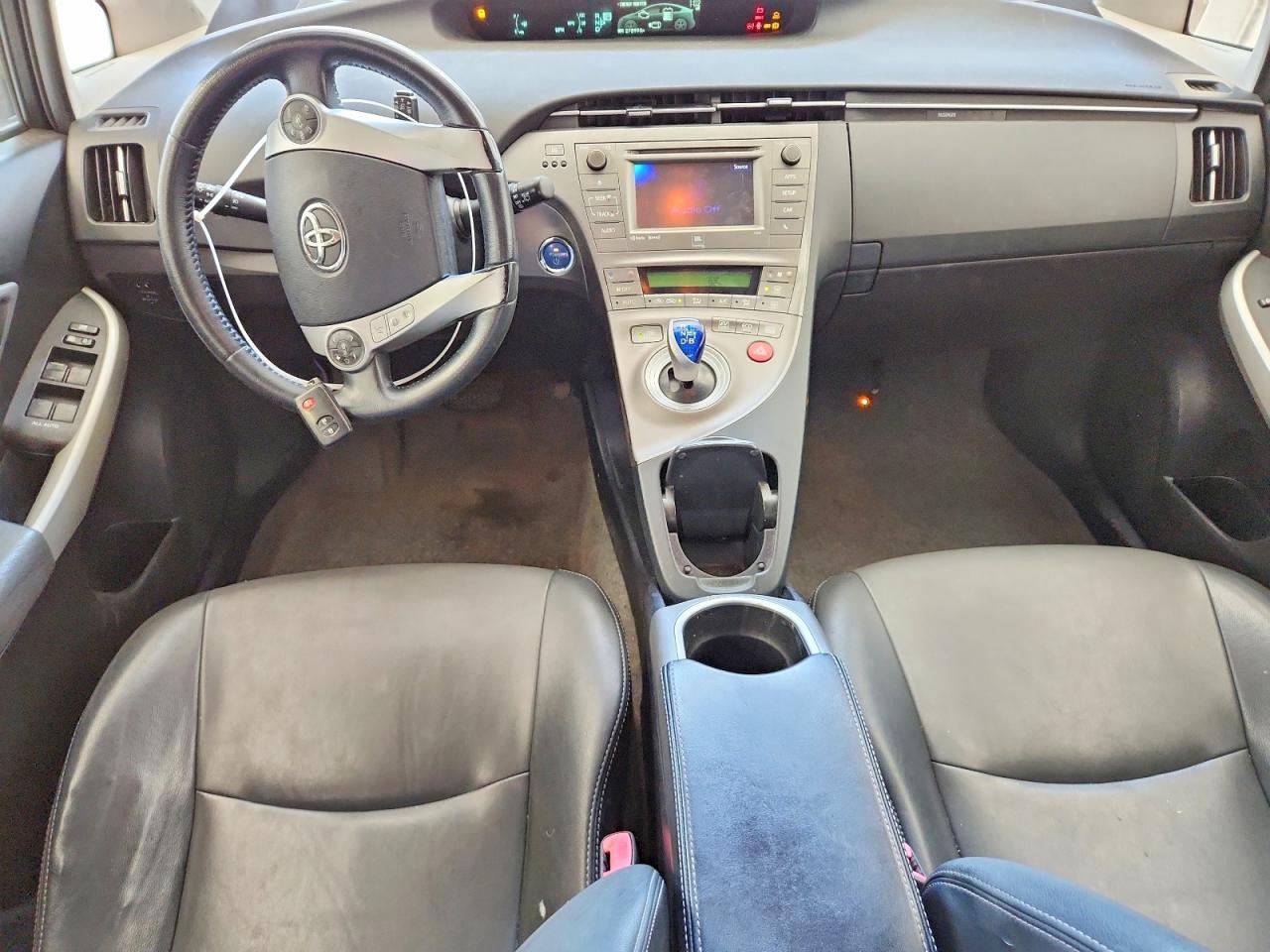2013 Toyota Prius Five Темно-бордовый vin: JTDKN3DUXD1675699