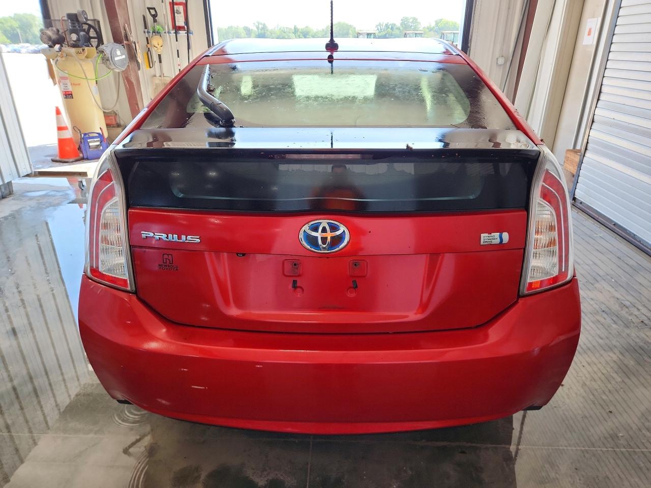 2013 Toyota Prius Five Темно-бордовый vin: JTDKN3DUXD1675699