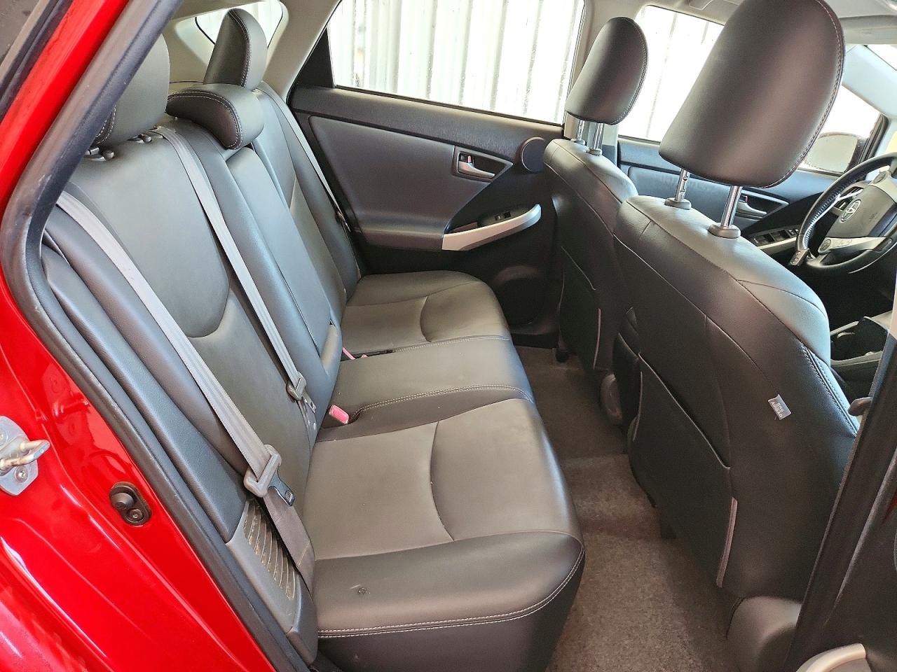 2013 Toyota Prius Five Темно-бордовый vin: JTDKN3DUXD1675699