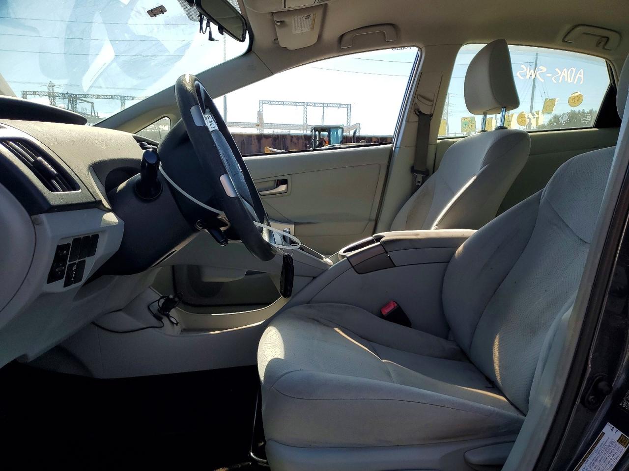 2013 Toyota Prius Two Gray vin: JTDKN3DUXD1691031