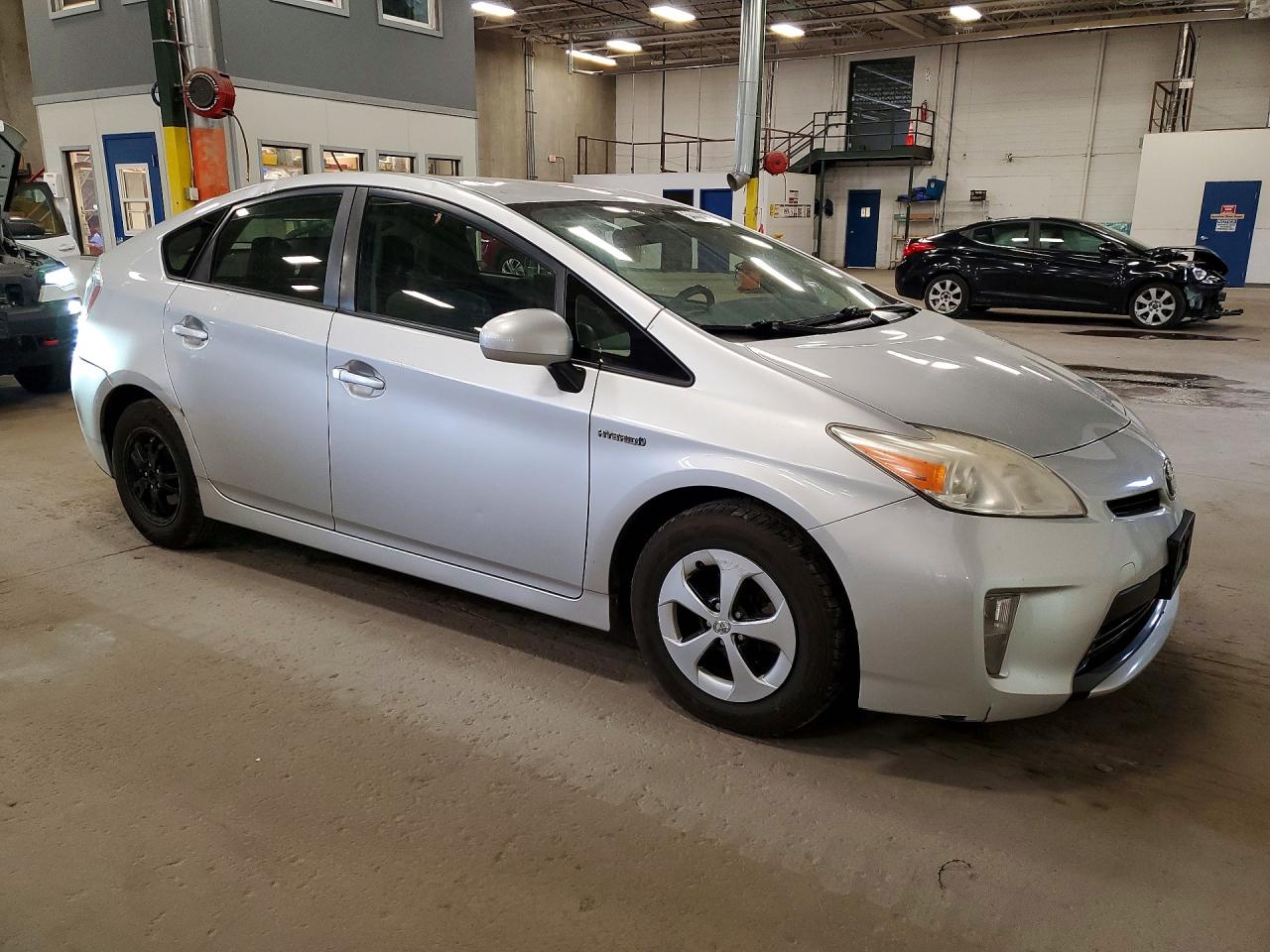 2013 Toyota Prius Two Silver vin: JTDKN3DUXD1704604