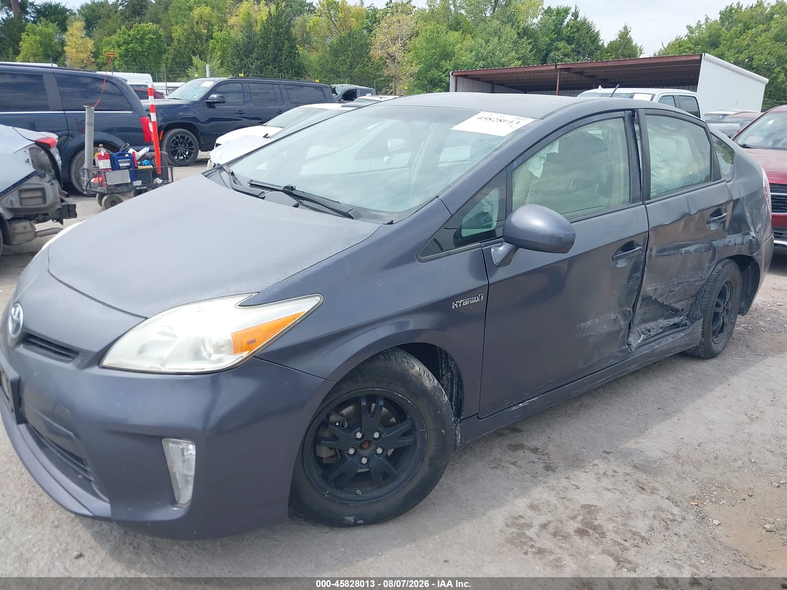 2013 Toyota Prius Two Gray vin: JTDKN3DUXD1707986