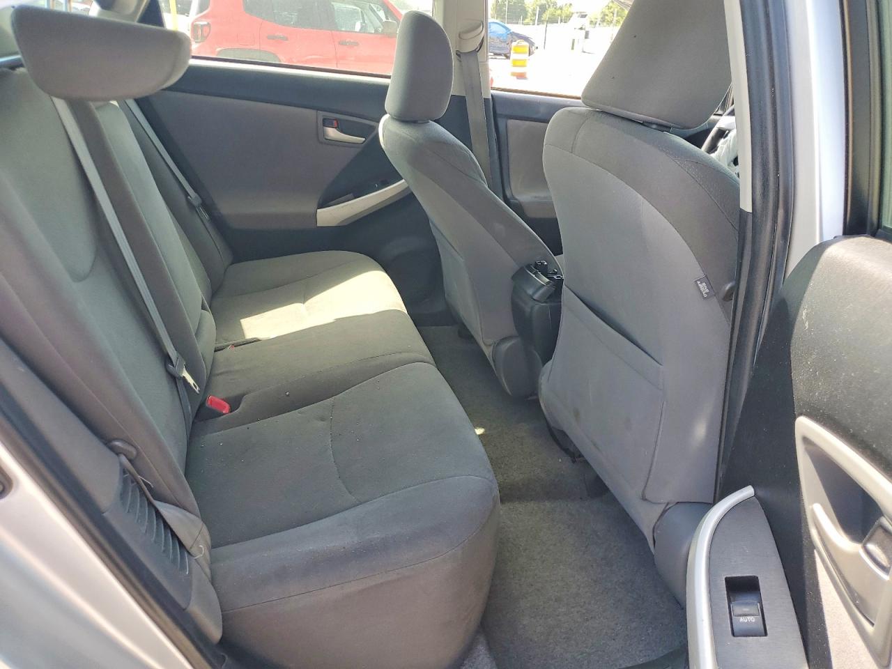 2013 Toyota Prius Two Silver vin: JTDKN3DUXD1713223