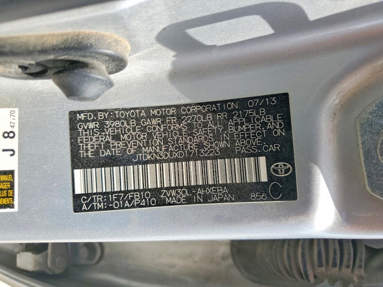 2013 Toyota Prius Two Silver vin: JTDKN3DUXD1713223