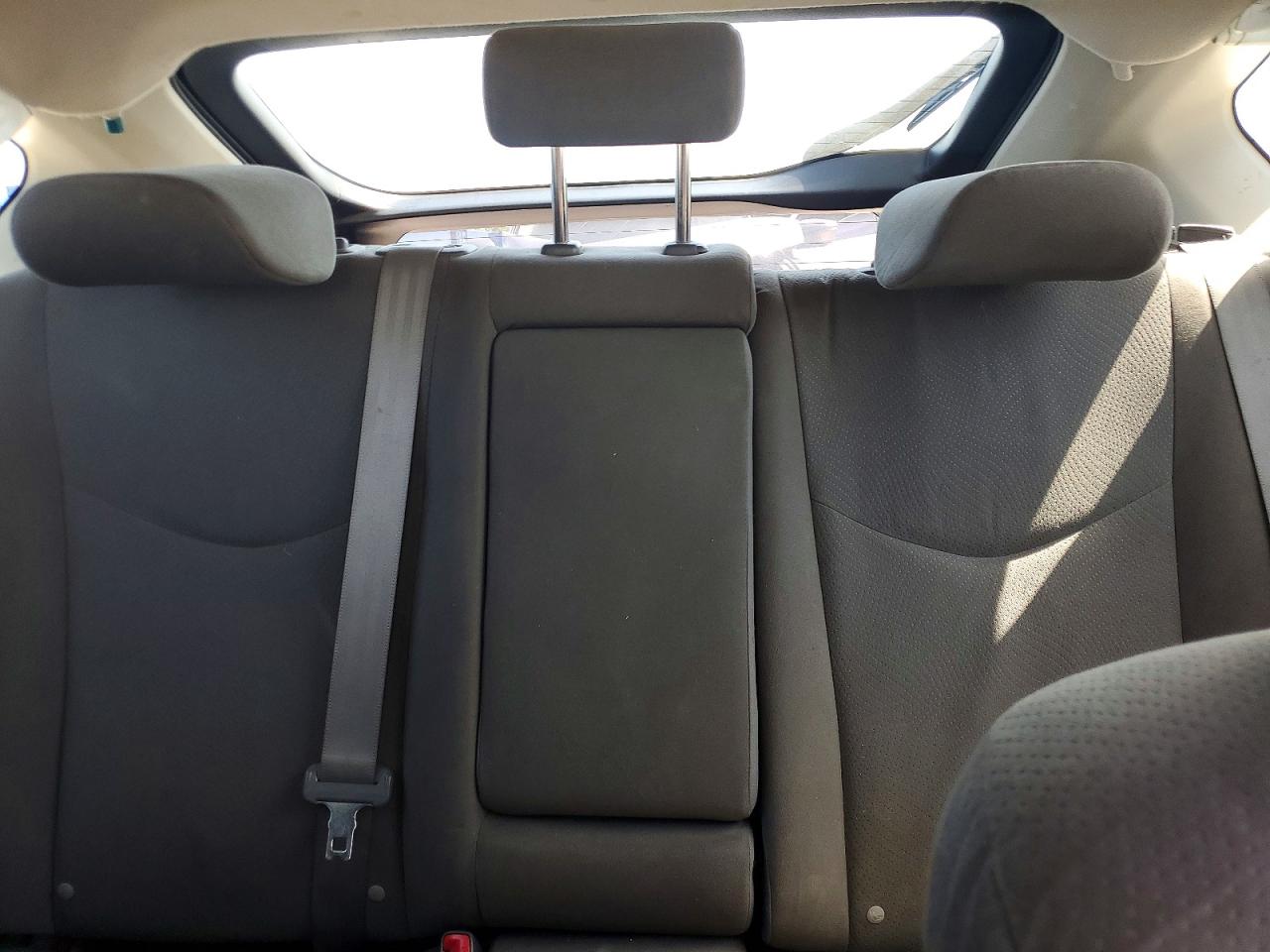 2013 Toyota Prius Two Silver vin: JTDKN3DUXD1713223