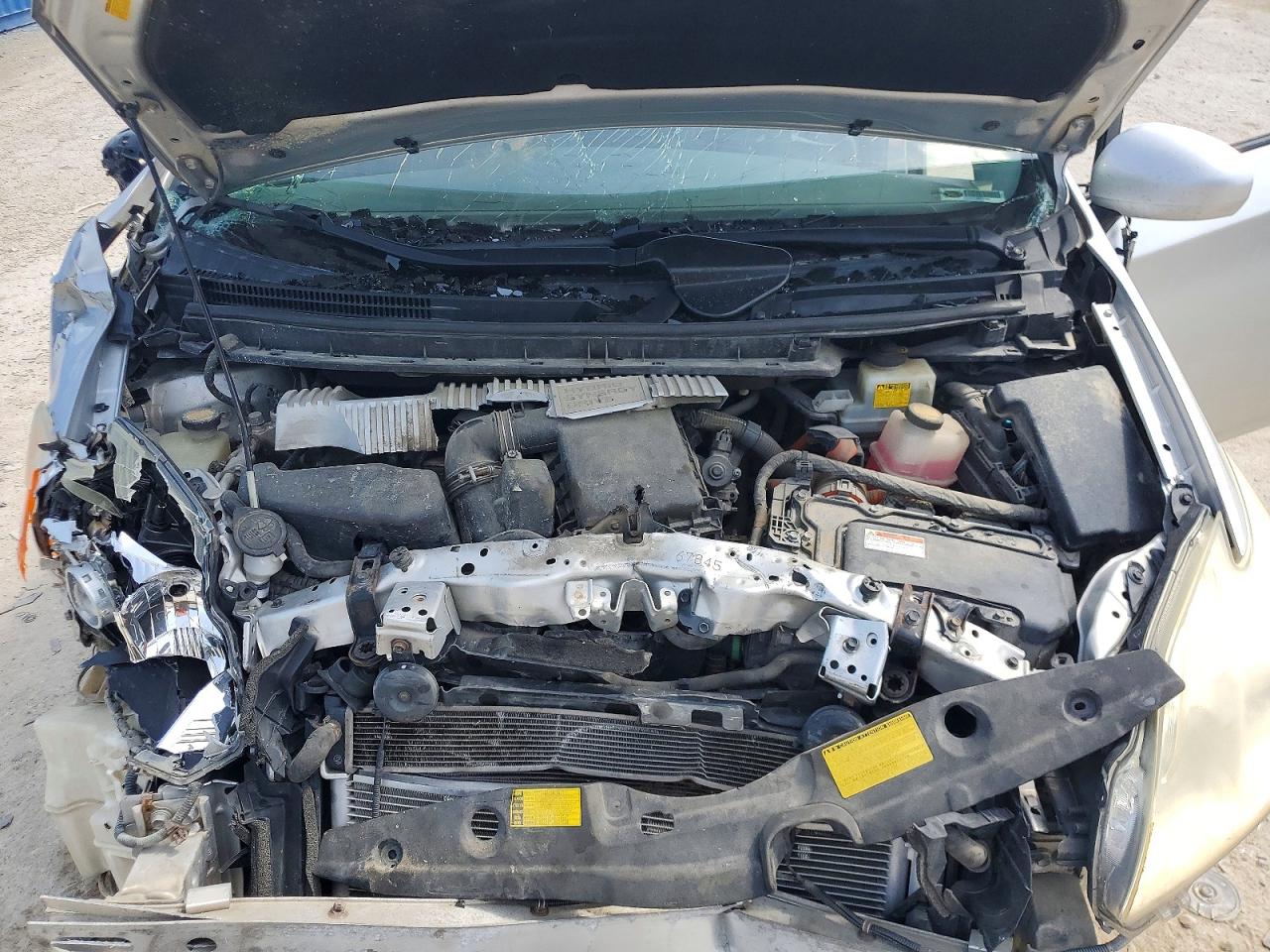 2013 Toyota Prius Two Silver vin: JTDKN3DUXD1713223