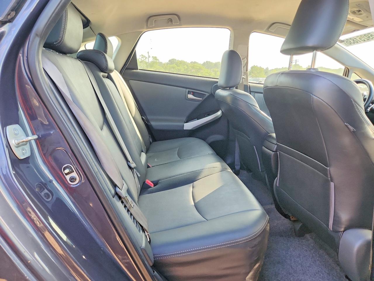 2013 Toyota Prius Four Gray vin: JTDKN3DUXD1717191
