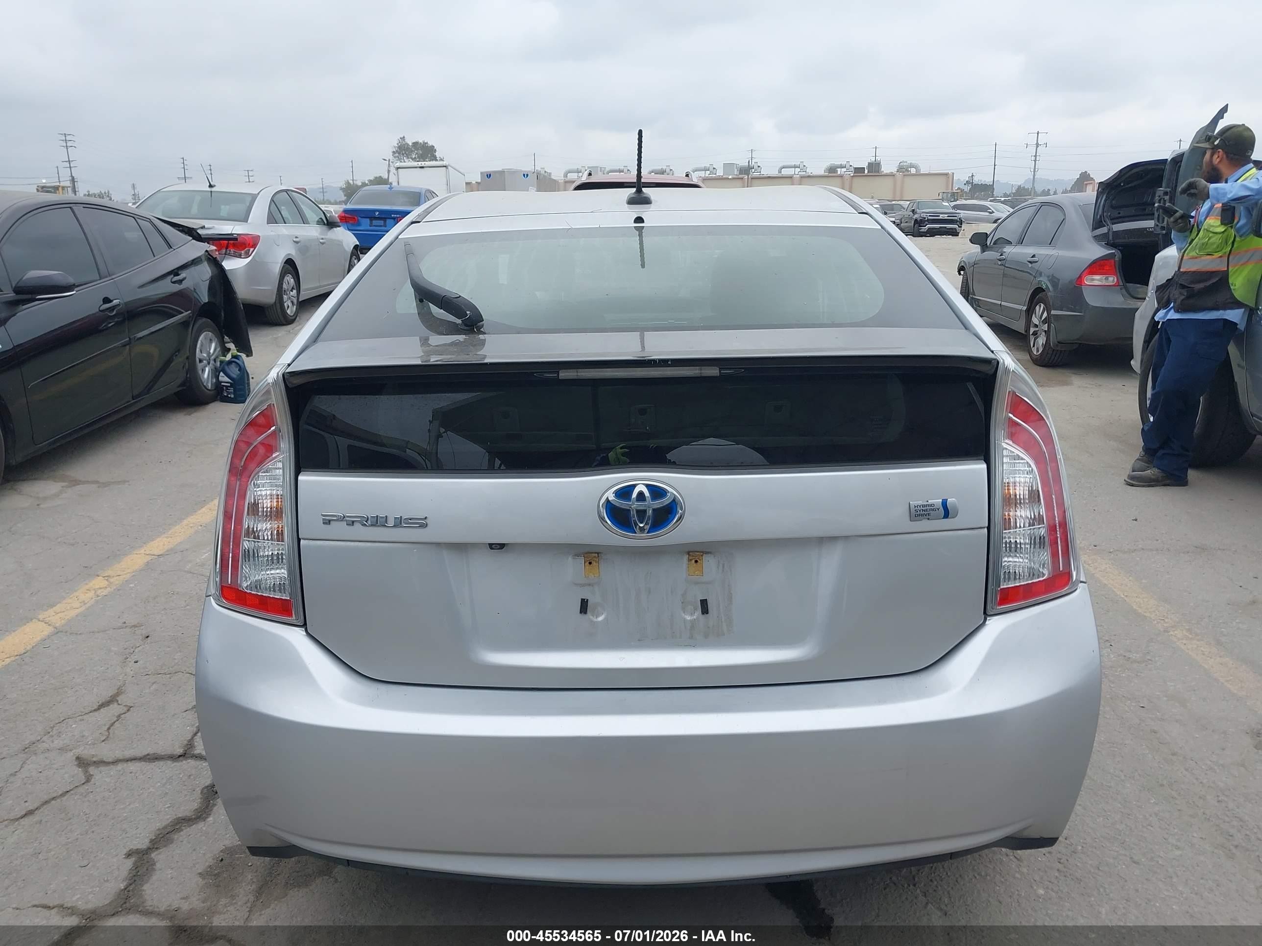 2013 Toyota Prius Three Silver vin: JTDKN3DUXD5539016