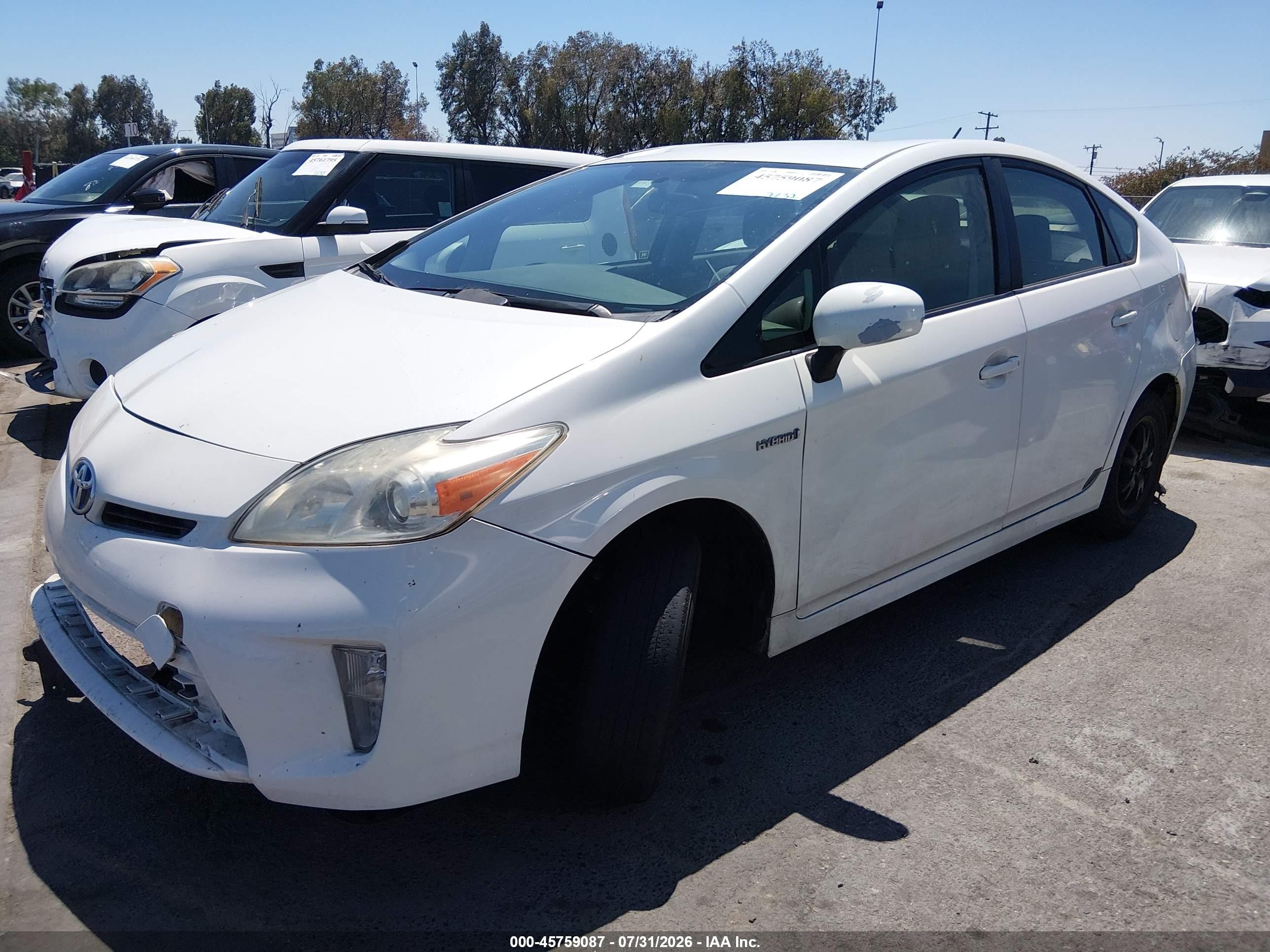 2013 Toyota Prius Two White vin: JTDKN3DUXD5547147