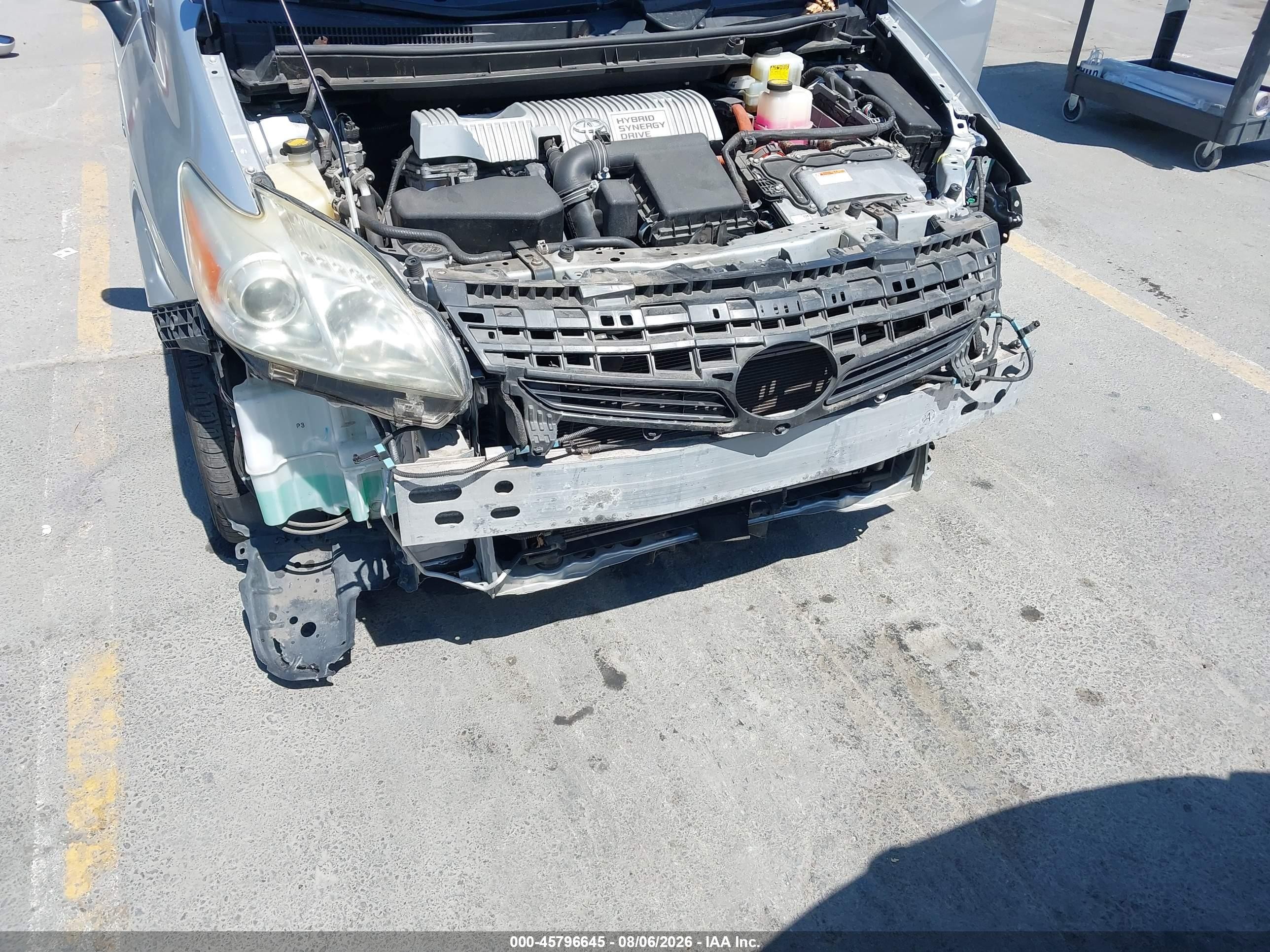 2013 Toyota Prius Two Silver vin: JTDKN3DUXD5559976