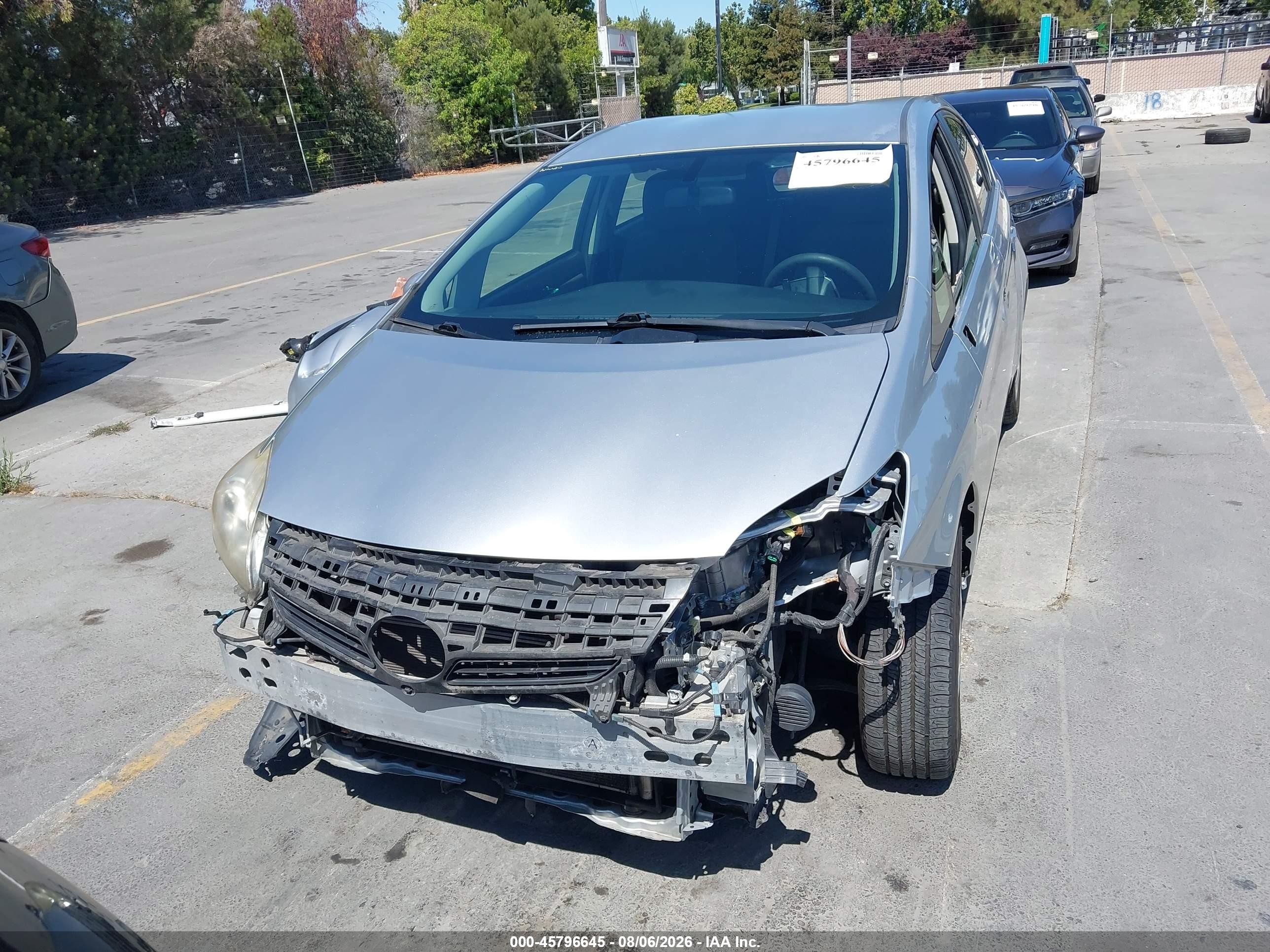 2013 Toyota Prius Two Silver vin: JTDKN3DUXD5559976