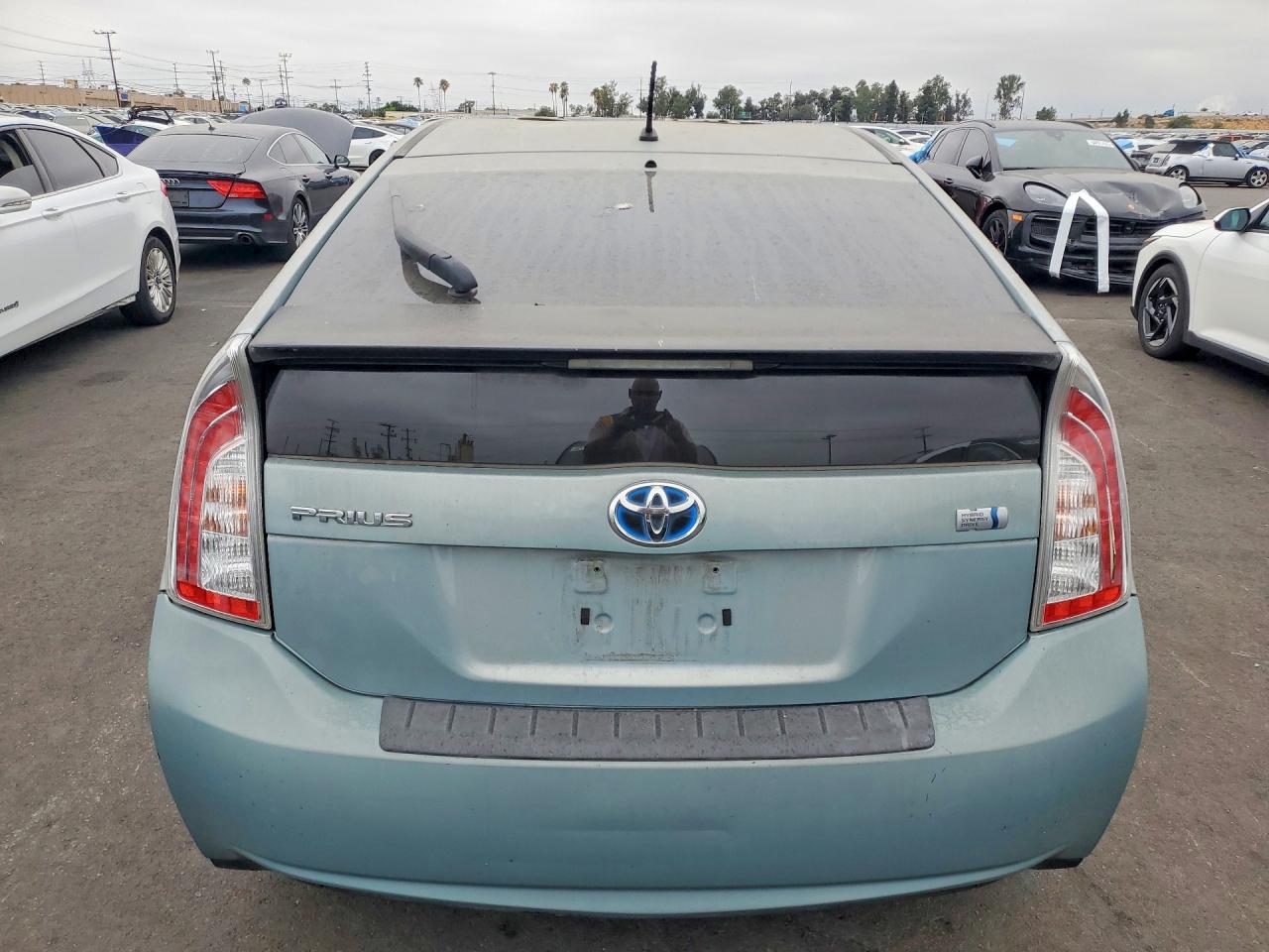 2013 Toyota Prius Two Turquoise vin: JTDKN3DUXD5567236