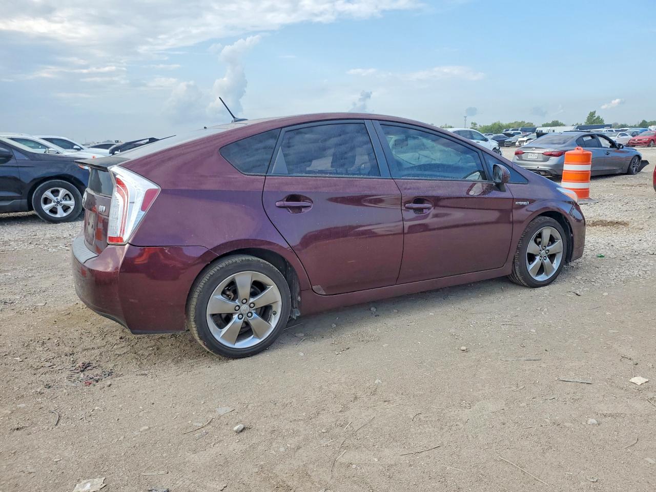 2013 Toyota Prius Persona Series Se Burgundy vin: JTDKN3DUXD5578771