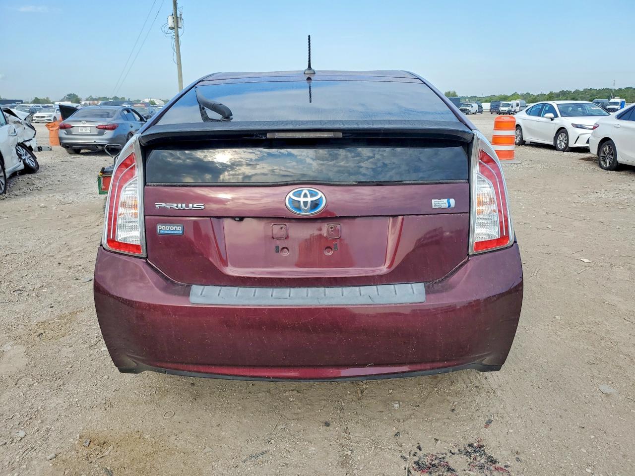 2013 Toyota Prius Persona Series Se Burgundy vin: JTDKN3DUXD5578771