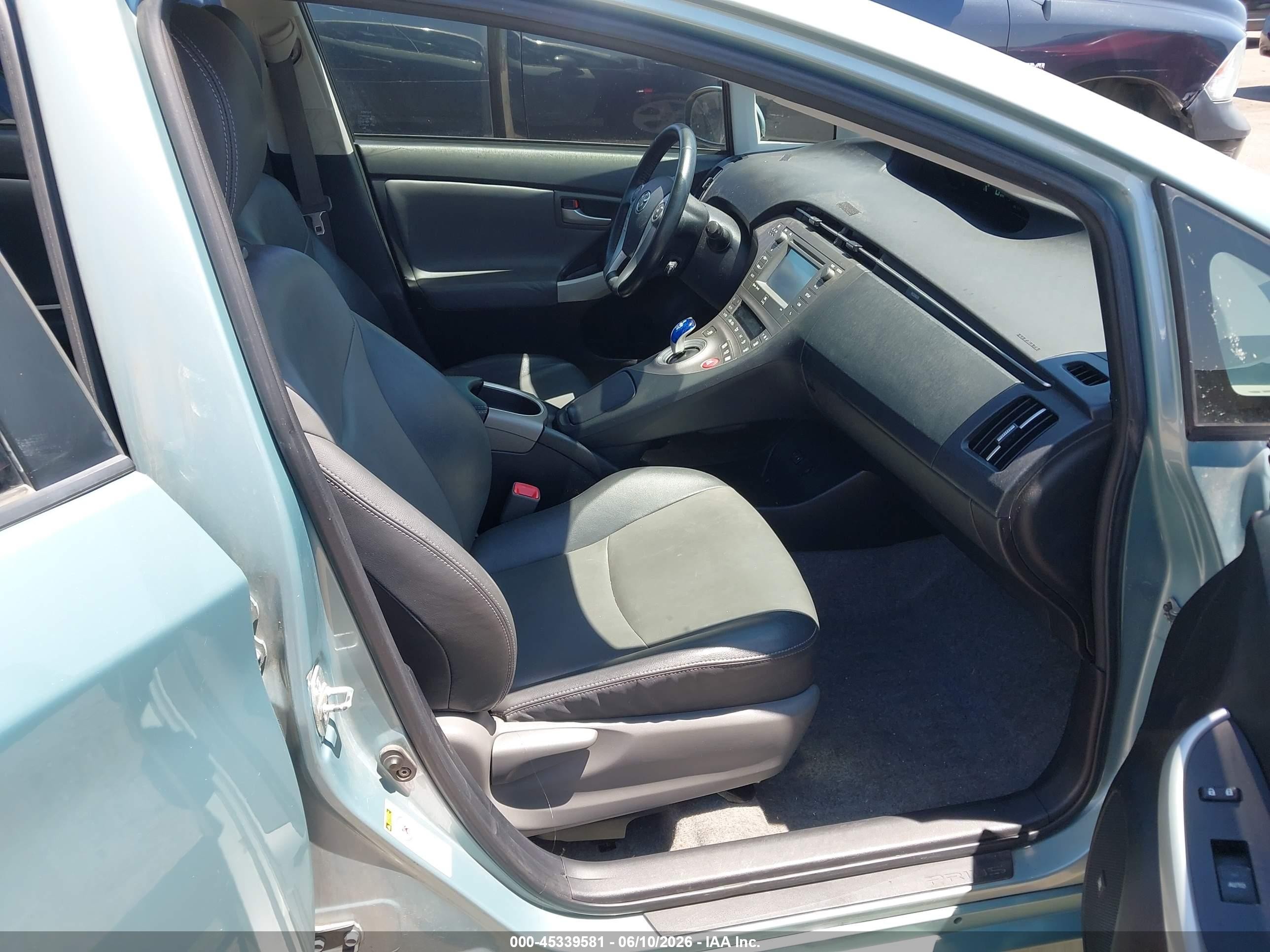 2013 Toyota Prius Five Green vin: JTDKN3DUXD5590063