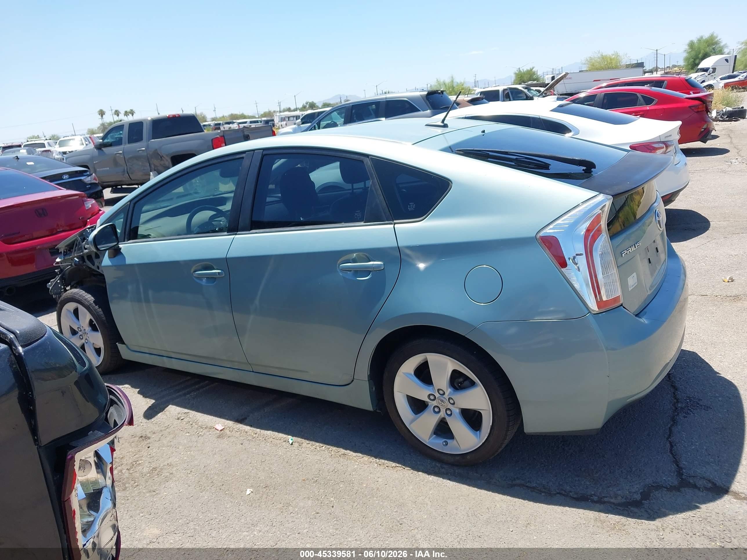 2013 Toyota Prius Five Green vin: JTDKN3DUXD5590063