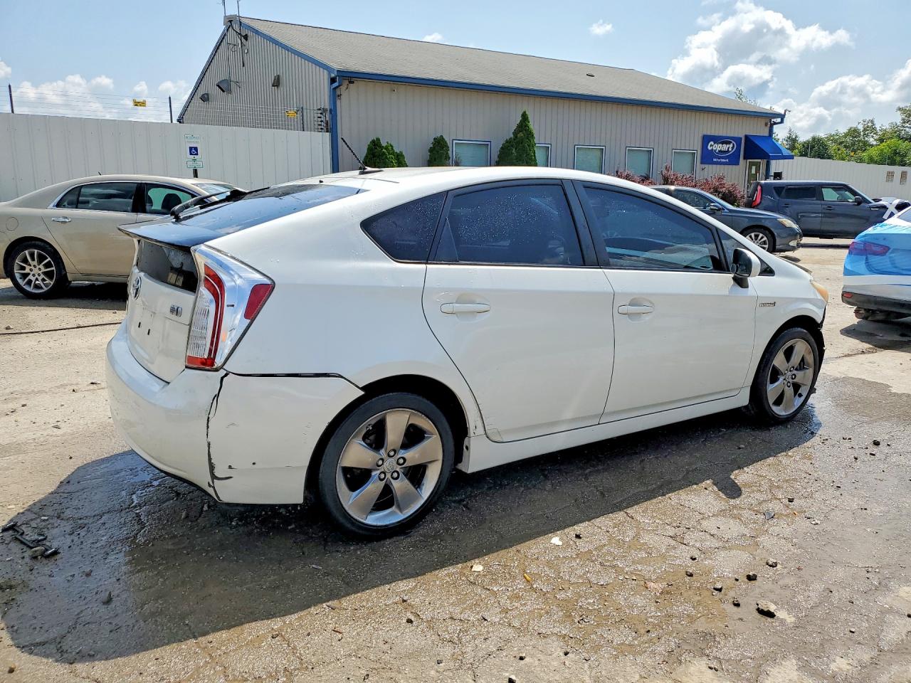 2013 Toyota Prius Persona Series Se White vin: JTDKN3DUXD5591066