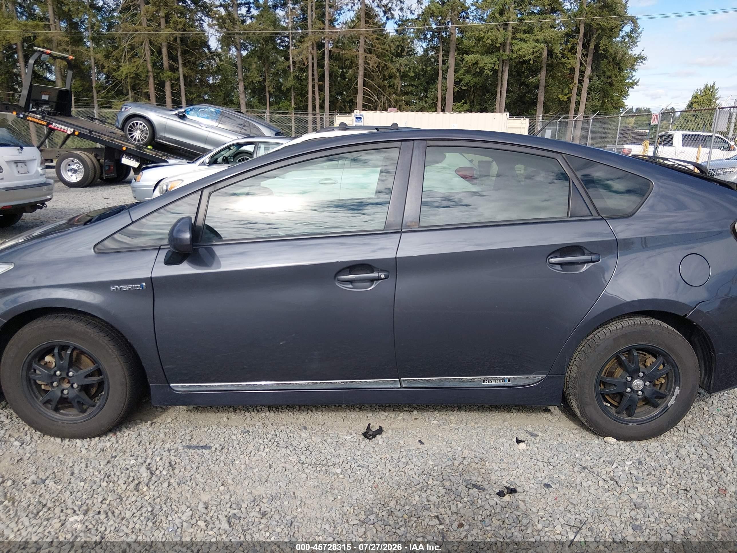 2013 Toyota Prius Two Серый vin: JTDKN3DUXD5594453