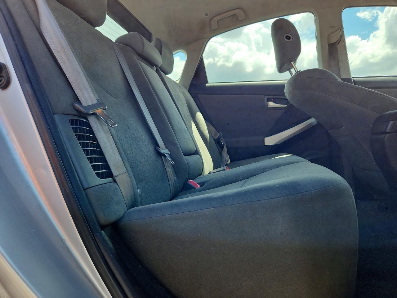 2013 Toyota Prius Two Silver vin: JTDKN3DUXD5595666