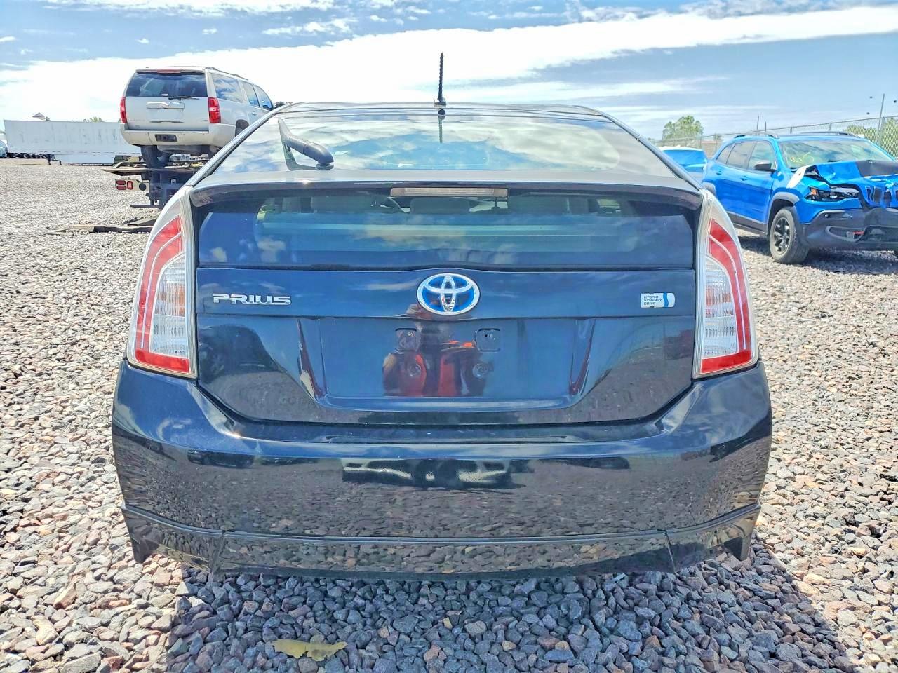 2013 Toyota Prius Two Черный vin: JTDKN3DUXD5626981