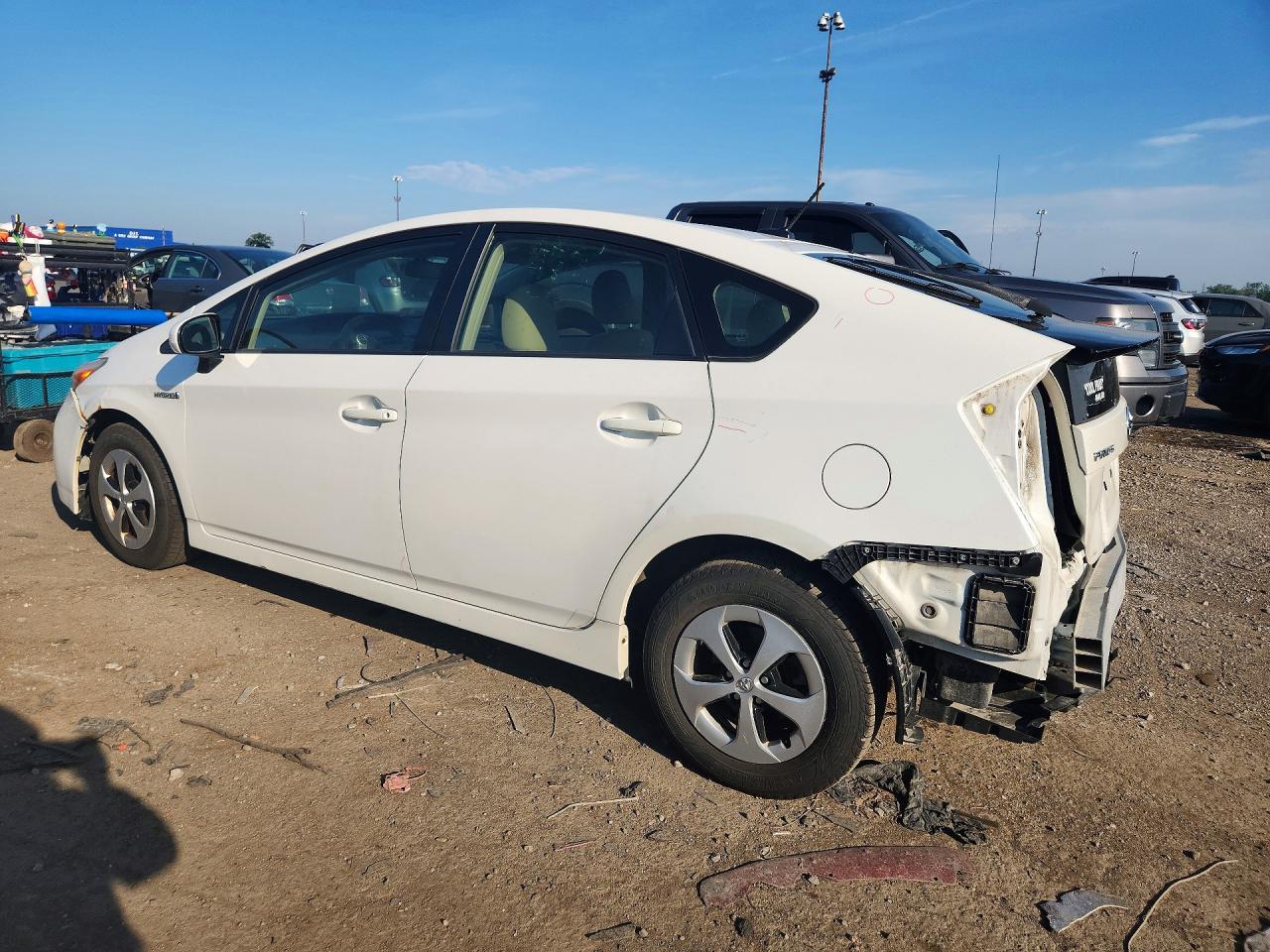 2013 Toyota Prius Three White vin: JTDKN3DUXD5629332