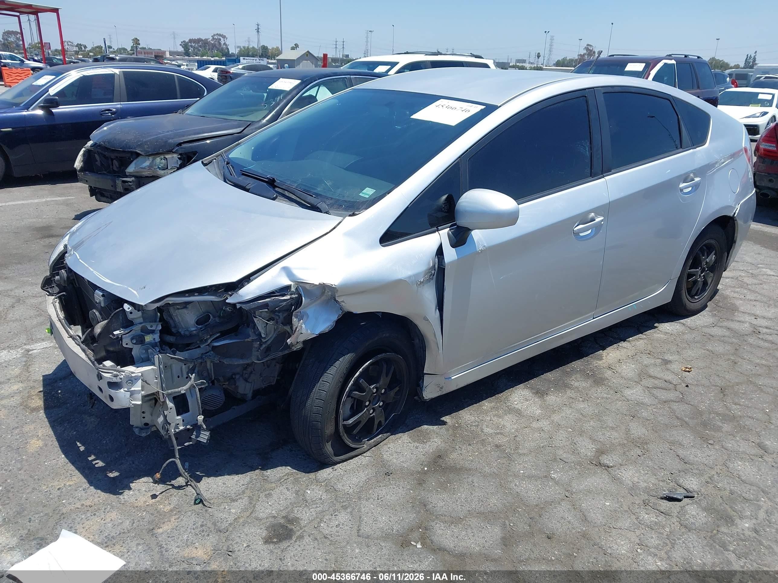 2013 Toyota Prius Three Silver vin: JTDKN3DUXD5648799