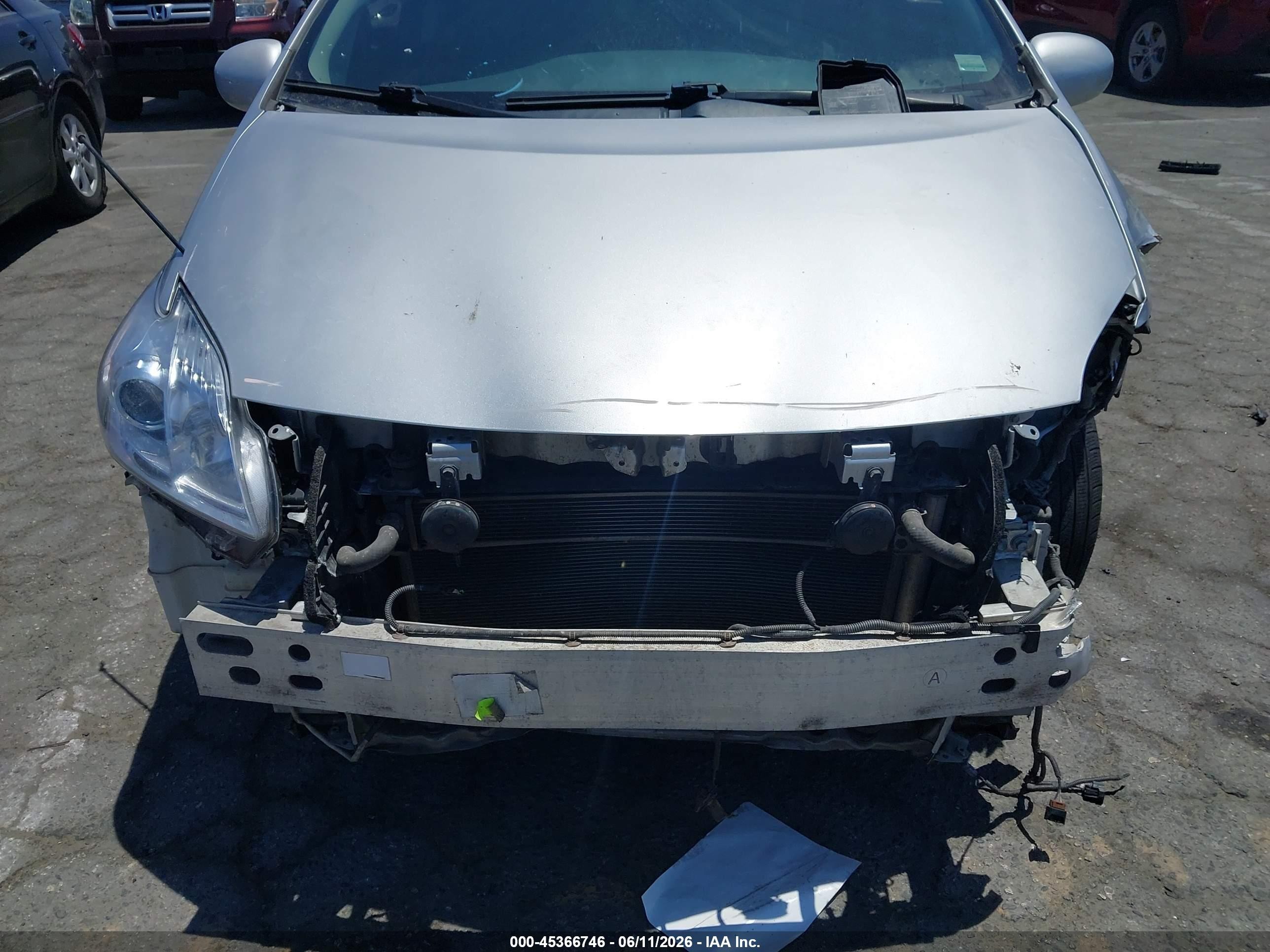 2013 Toyota Prius Three Silver vin: JTDKN3DUXD5648799