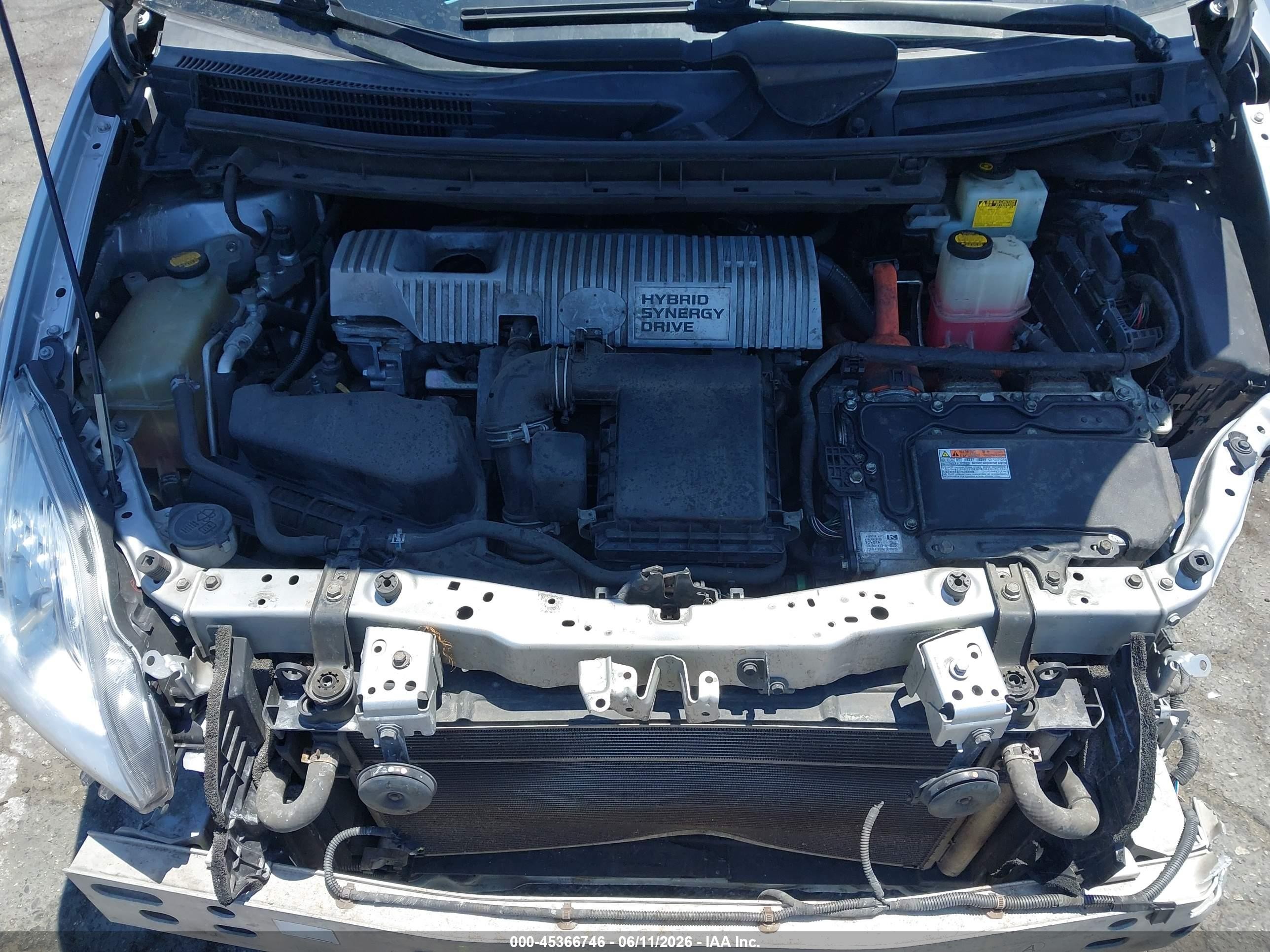 2013 Toyota Prius Three Silver vin: JTDKN3DUXD5648799