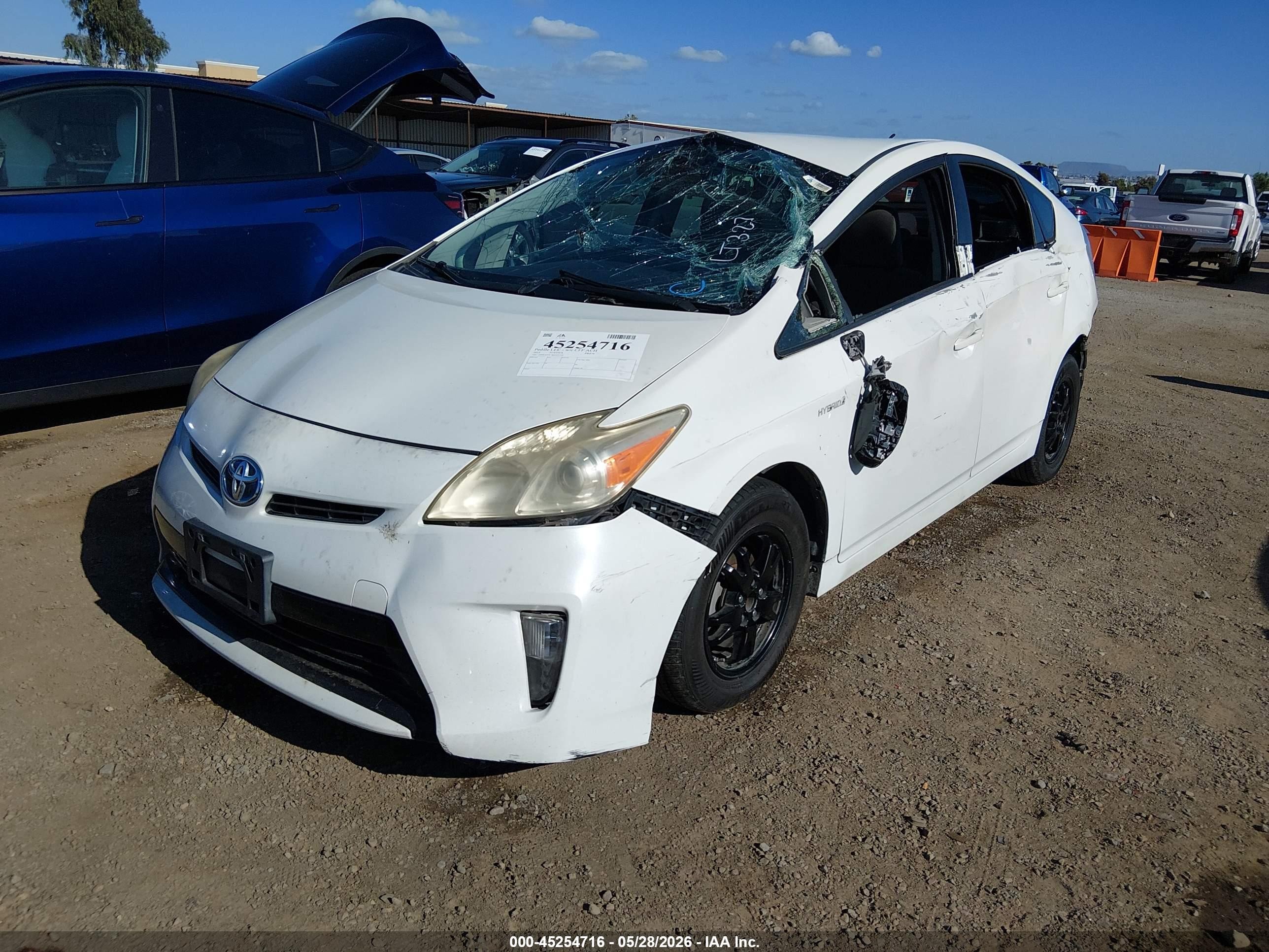 2013 Toyota Prius Two Белый vin: JTDKN3DUXD5651752
