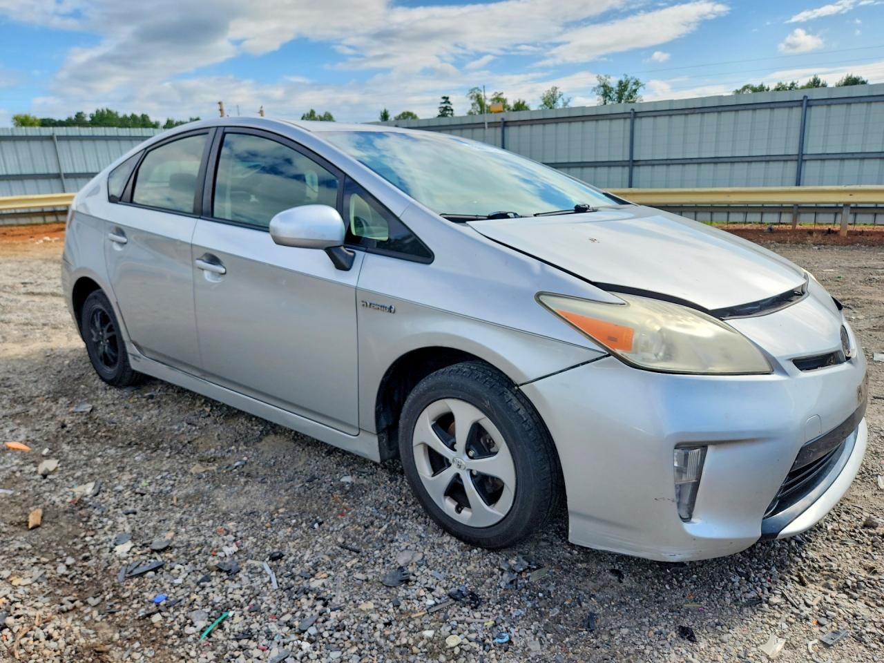 2013 Toyota Prius Three Silver vin: JTDKN3DUXD5661925