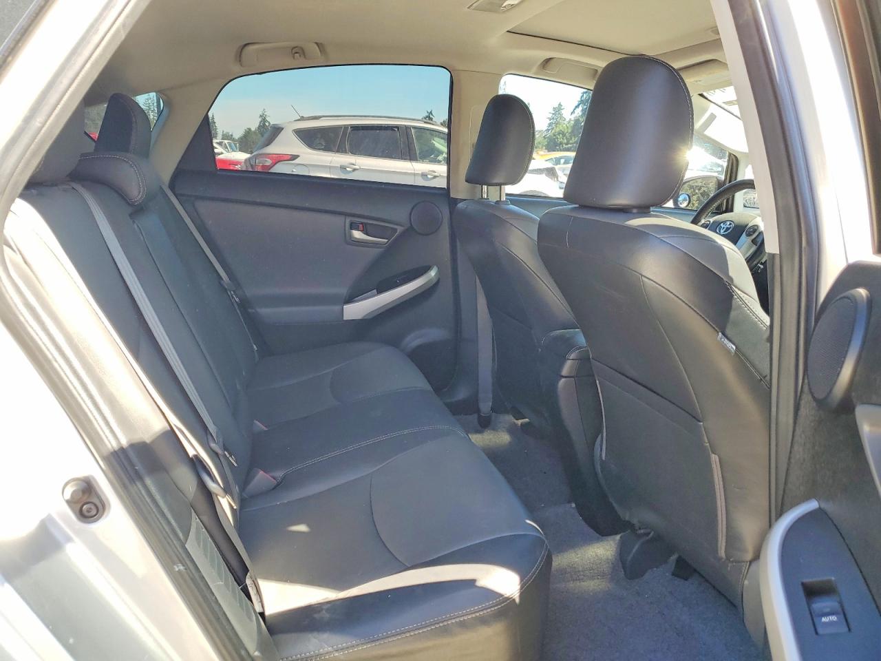 2013 Toyota Prius Four Silver vin: JTDKN3DUXD5685545