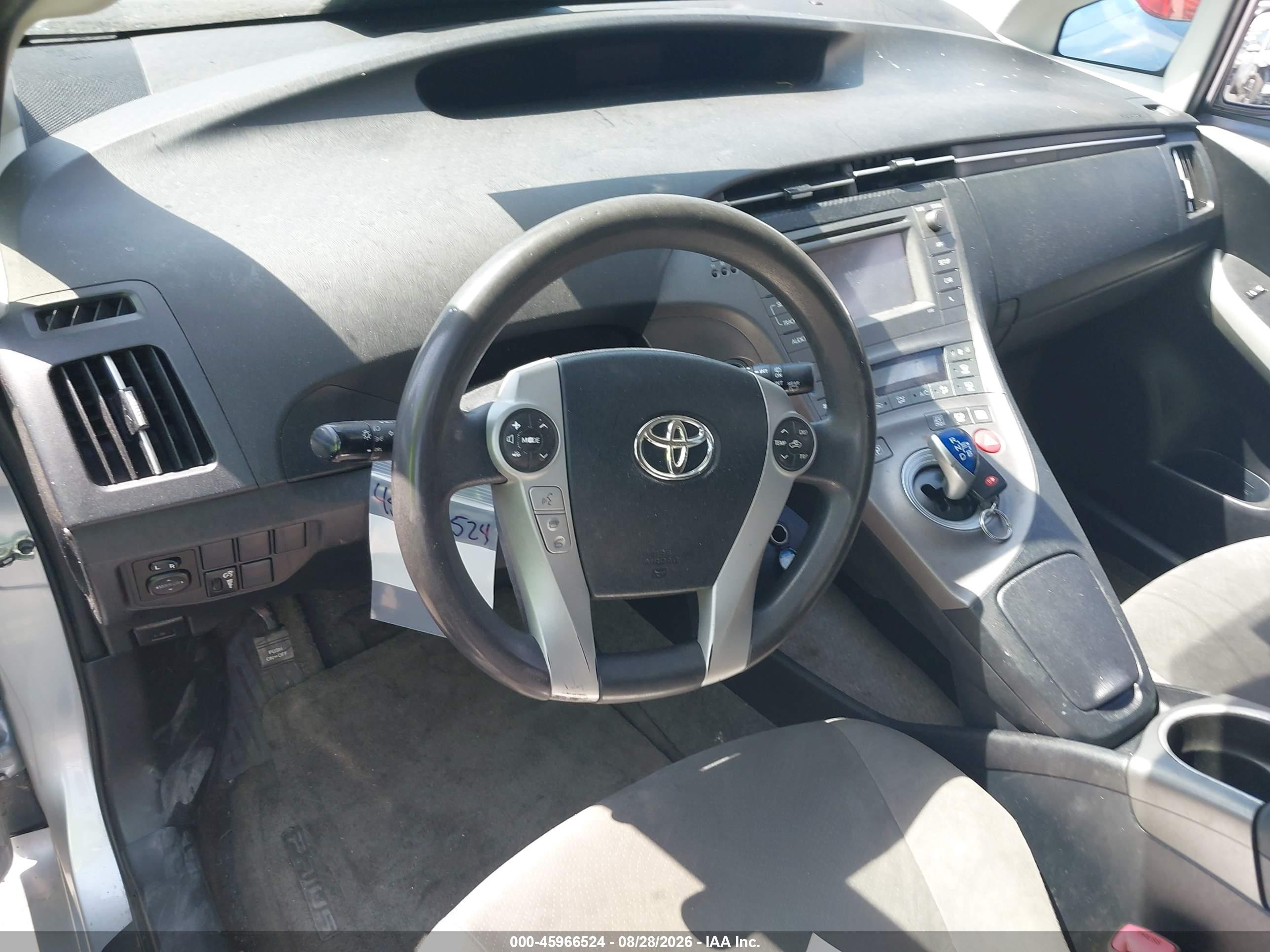 2013 Toyota Prius Three Silver vin: JTDKN3DUXD5698215