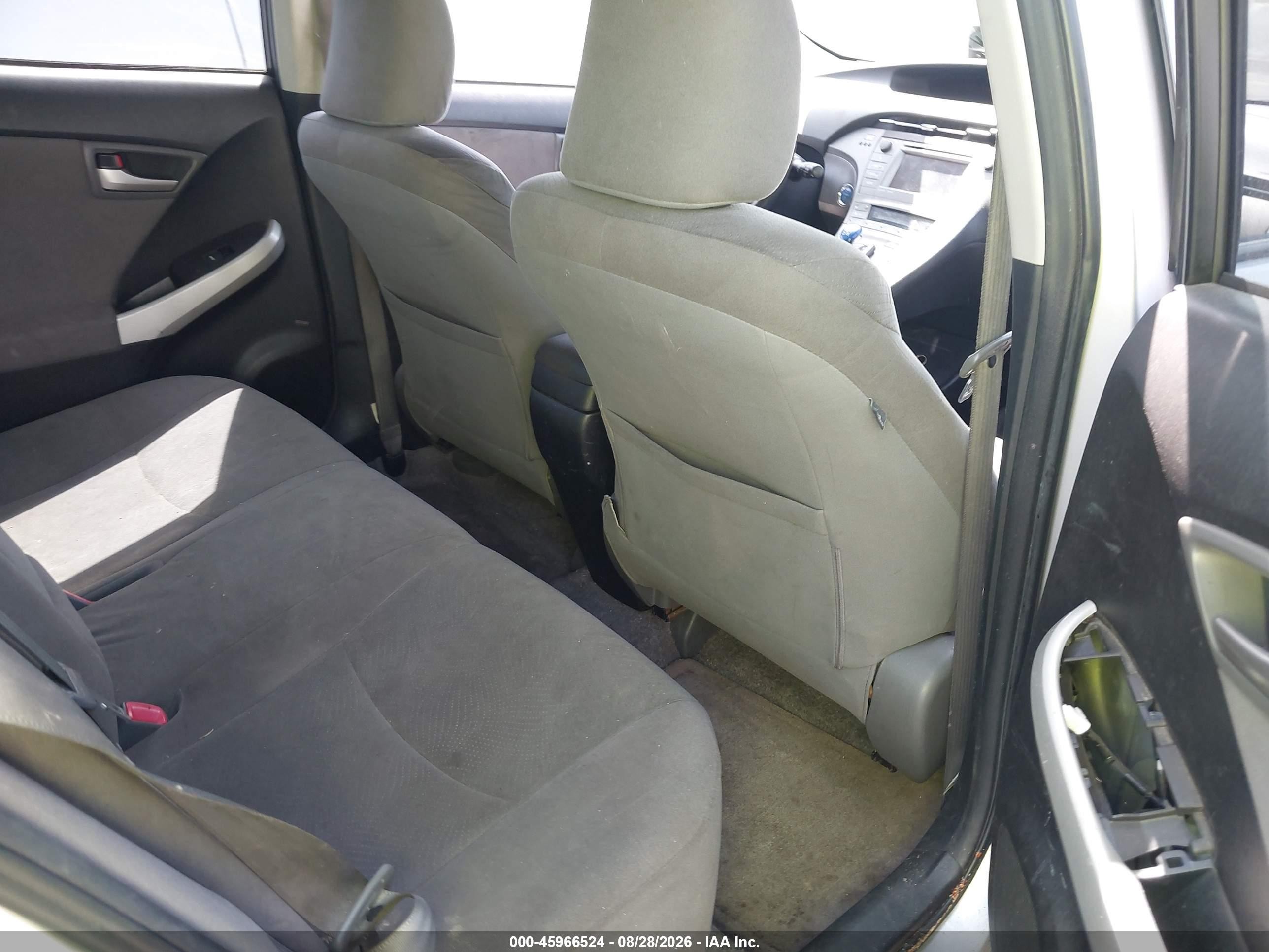 2013 Toyota Prius Three Silver vin: JTDKN3DUXD5698215