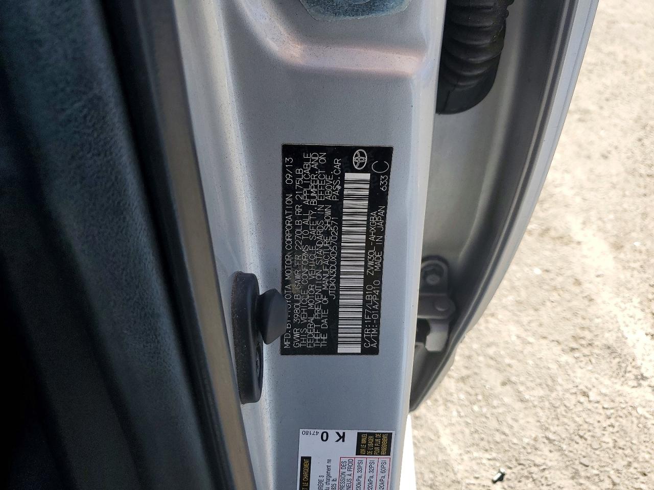 2013 Toyota Prius Five Silver vin: JTDKN3DUXD5702571