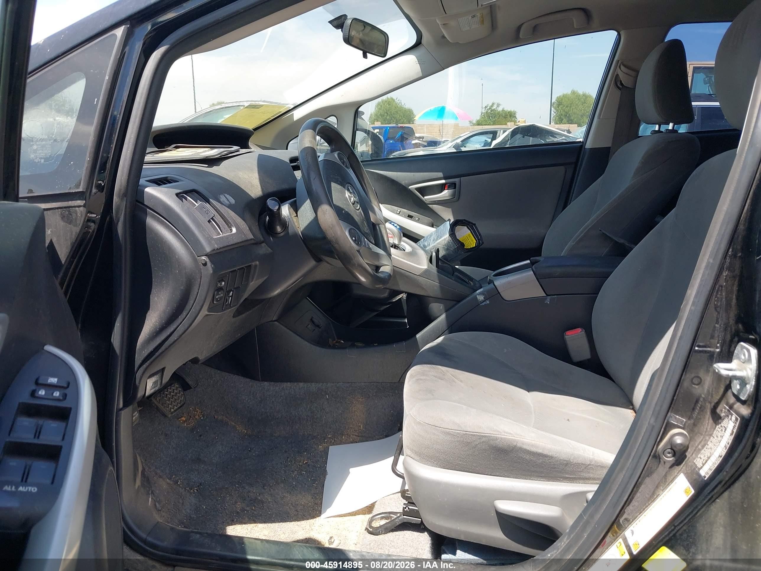 2014 Toyota Prius Two Gray vin: JTDKN3DUXE1741153