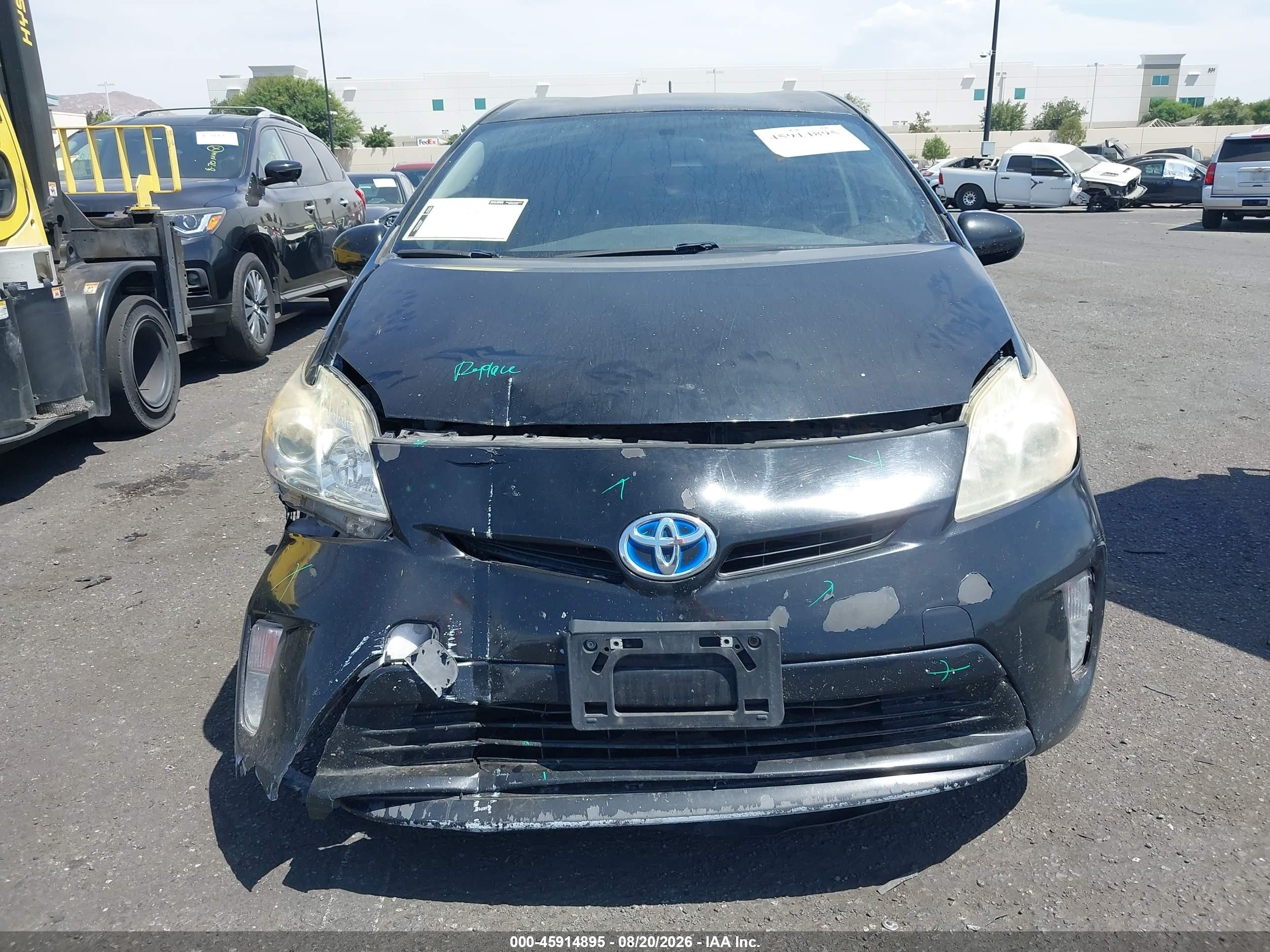 2014 Toyota Prius Two Gray vin: JTDKN3DUXE1741153