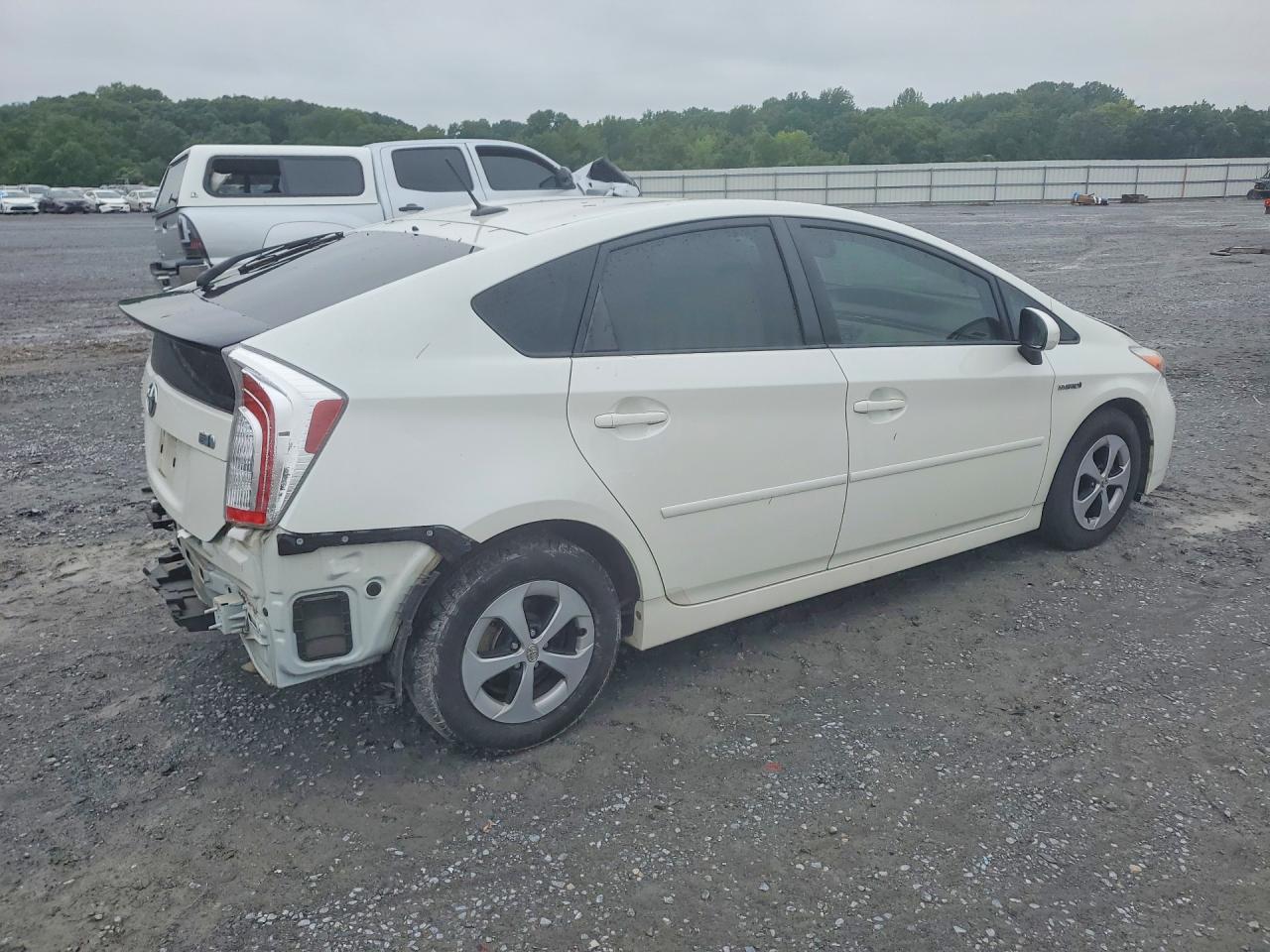 2014 Toyota Prius Four White vin: JTDKN3DUXE1749060