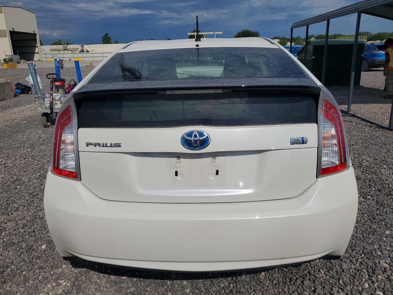 2014 Toyota Prius Two White vin: JTDKN3DUXE1762939