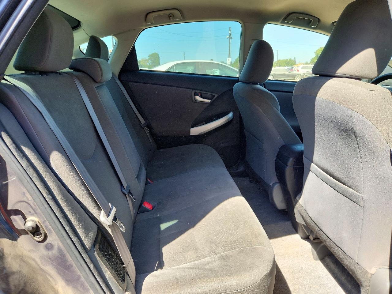 2014 Toyota Prius Three Gray vin: JTDKN3DUXE1764688